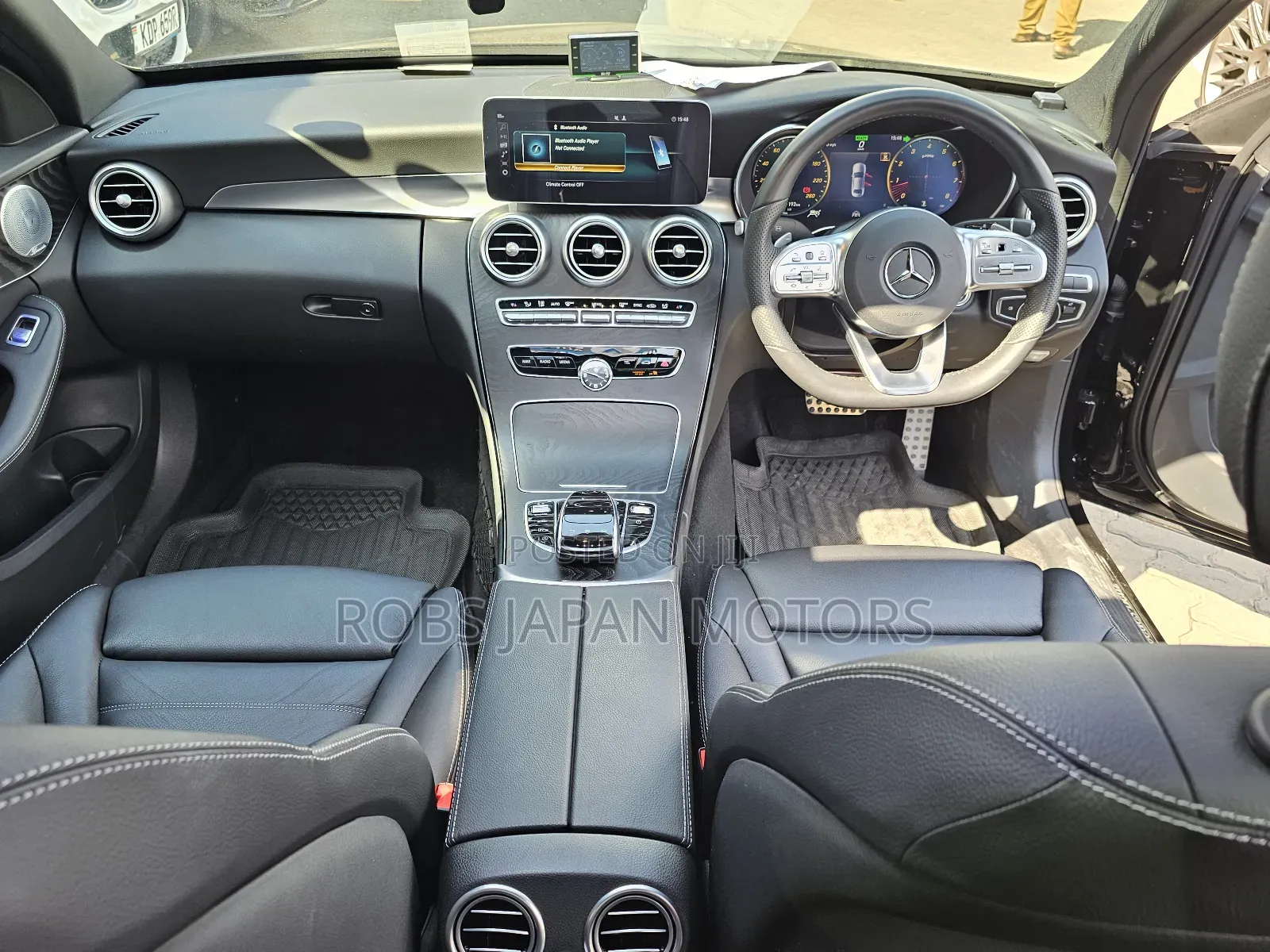 Mercedes-Benz C200 2019 Matt Black