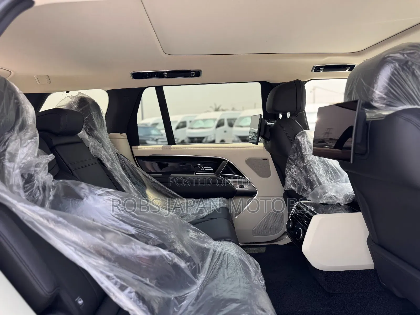 Land Rover Range Rover Vogue 2023 White
