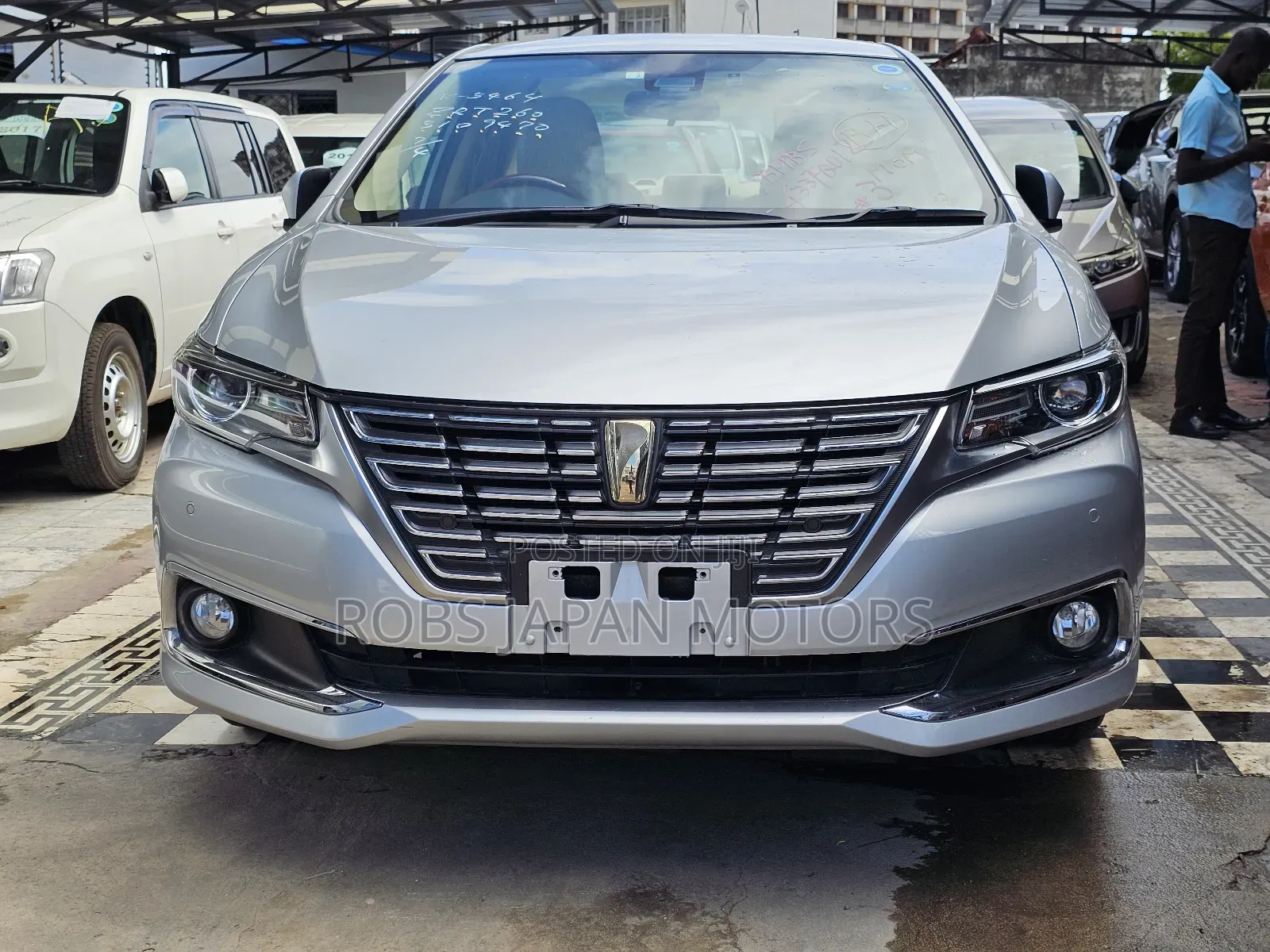 Toyota Premio 1.8 FWD 2018 Silver