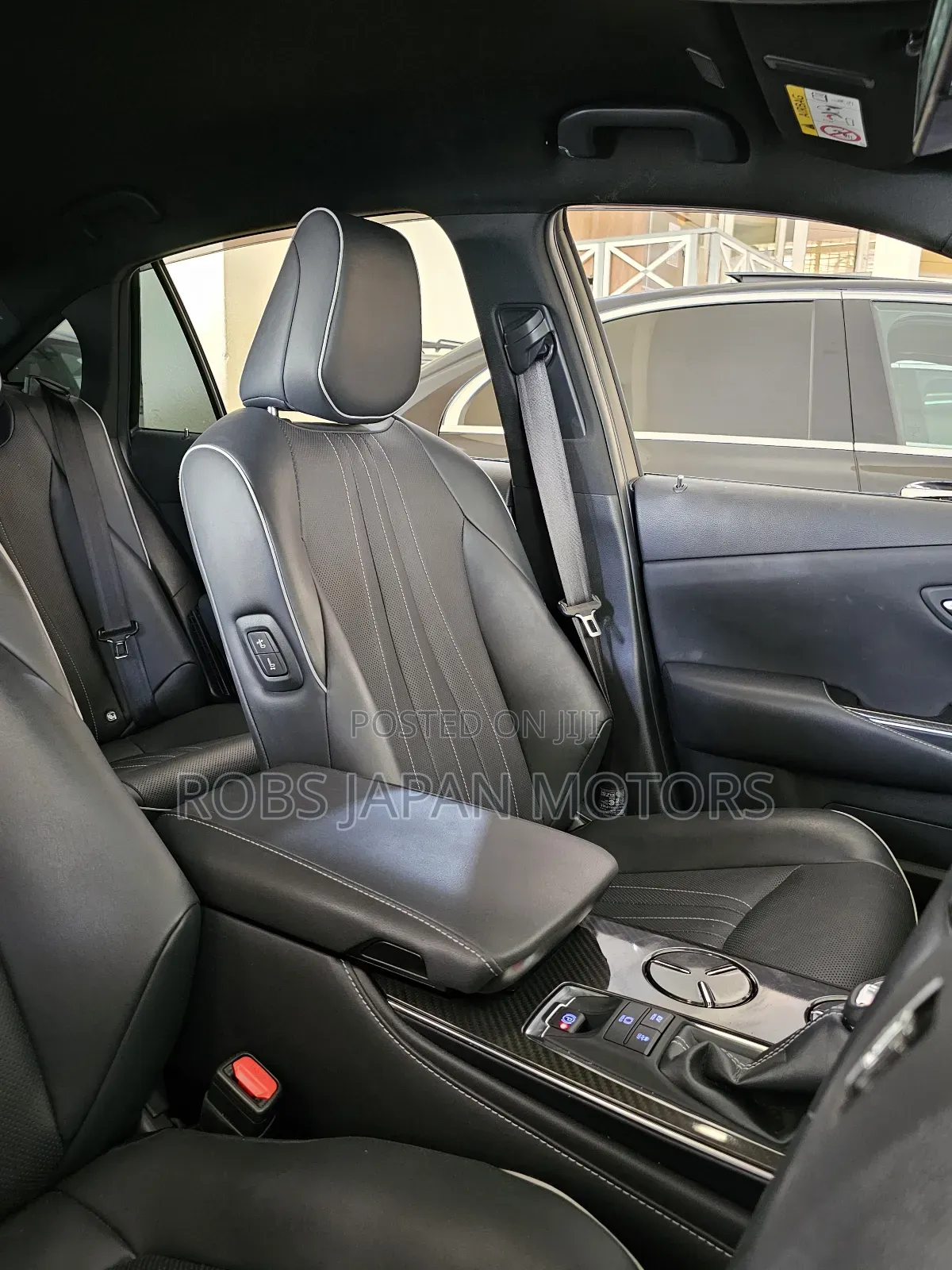 Toyota Crown 2019 Gray