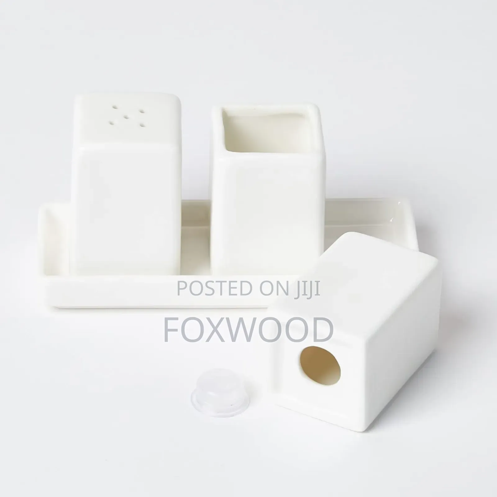 4pc Ceramic Pepper Shaker Square