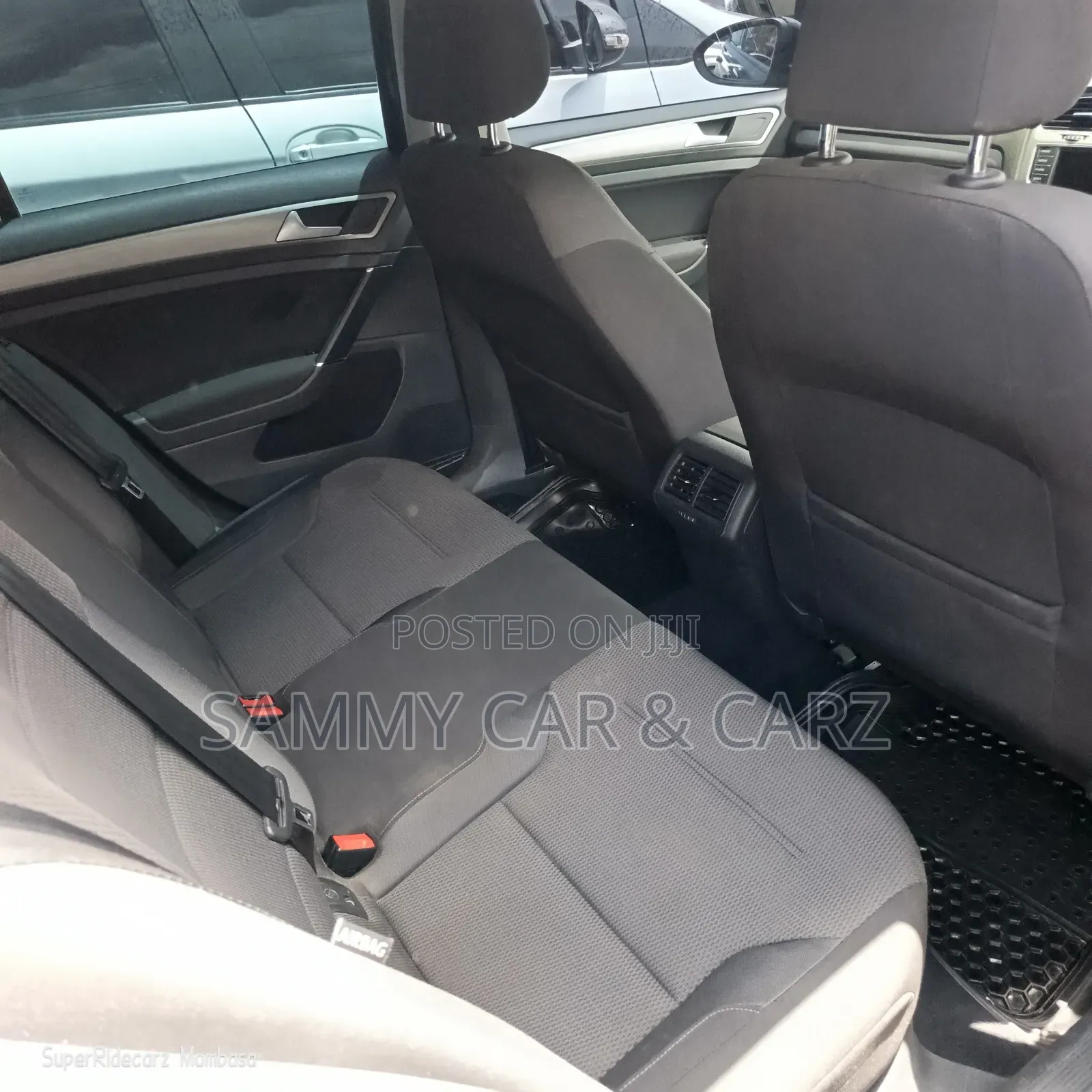 Volkswagen Golf 2016 Black