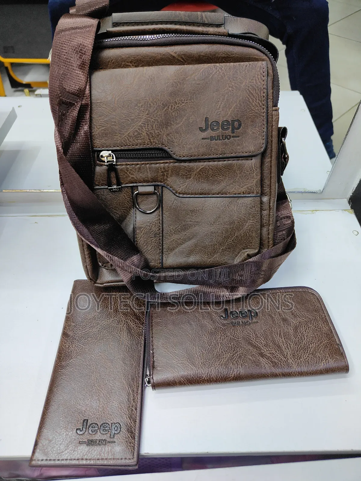 Adjustable Jeep Shoulder Bag Dark Blown Bag. ( Universal )