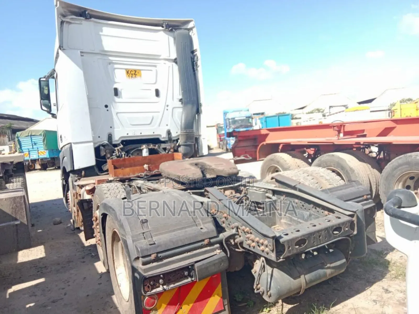 Mercedes Benz |
Actros 2545