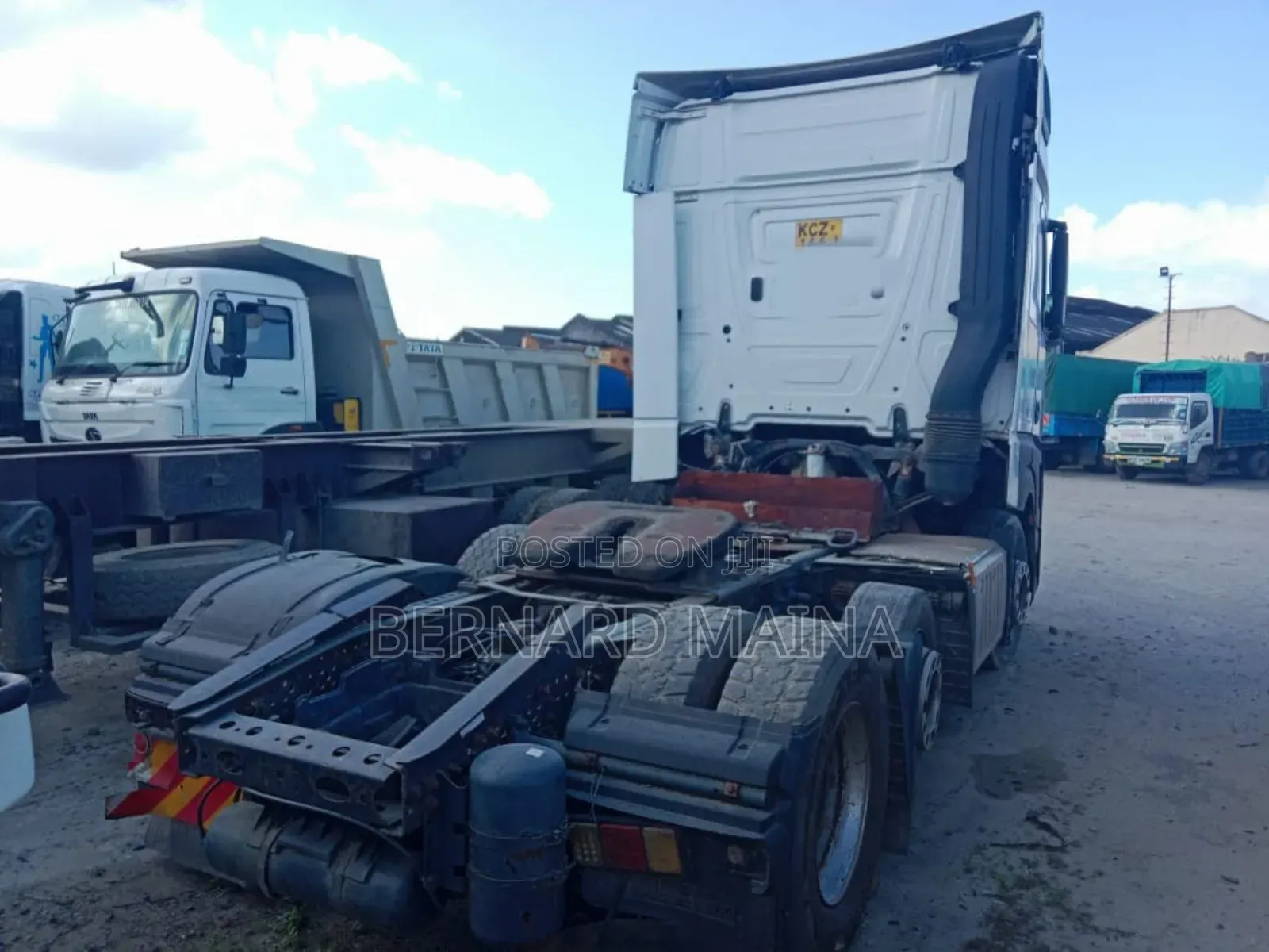 Mercedes Benz |
Actros 2545