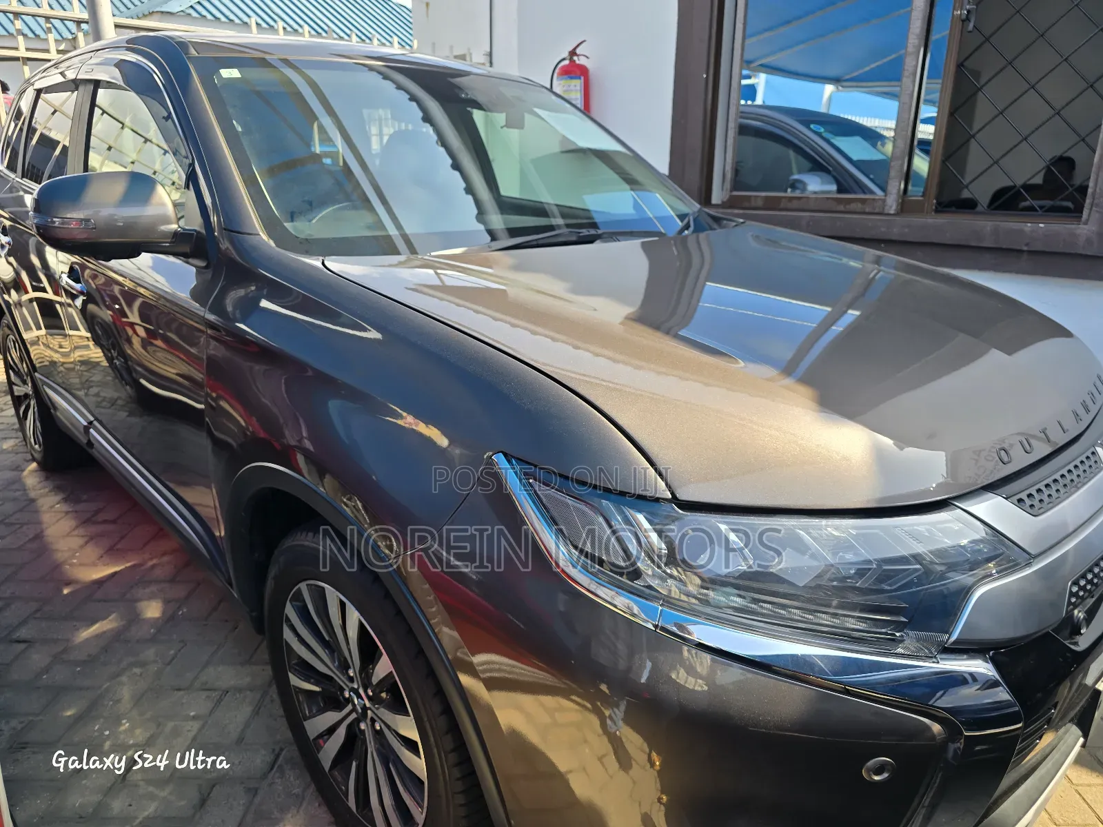 Mitsubishi Outlander 2019 Purple
