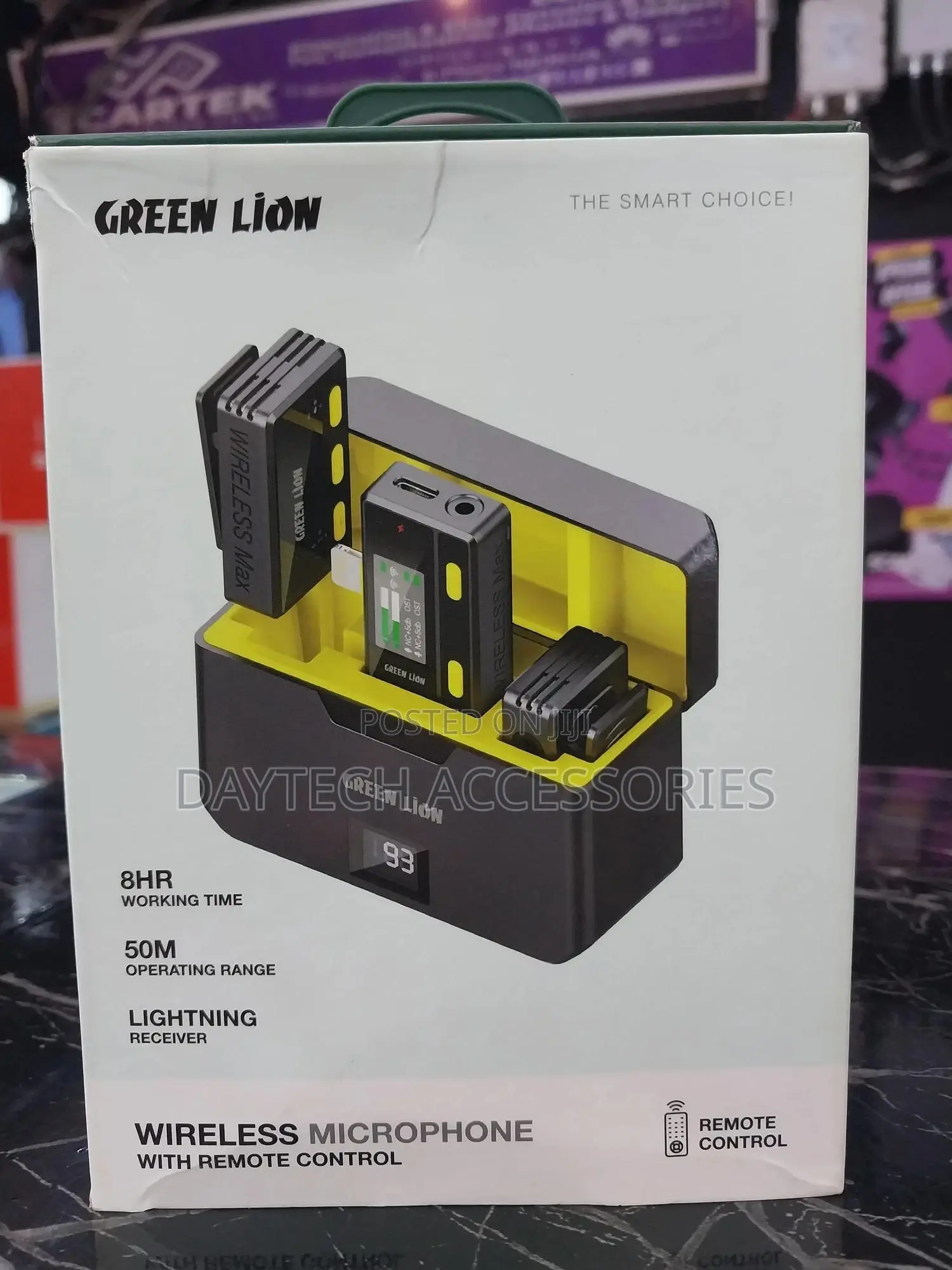 Green Lion Wireless Microphone for Lightning With Remote Control