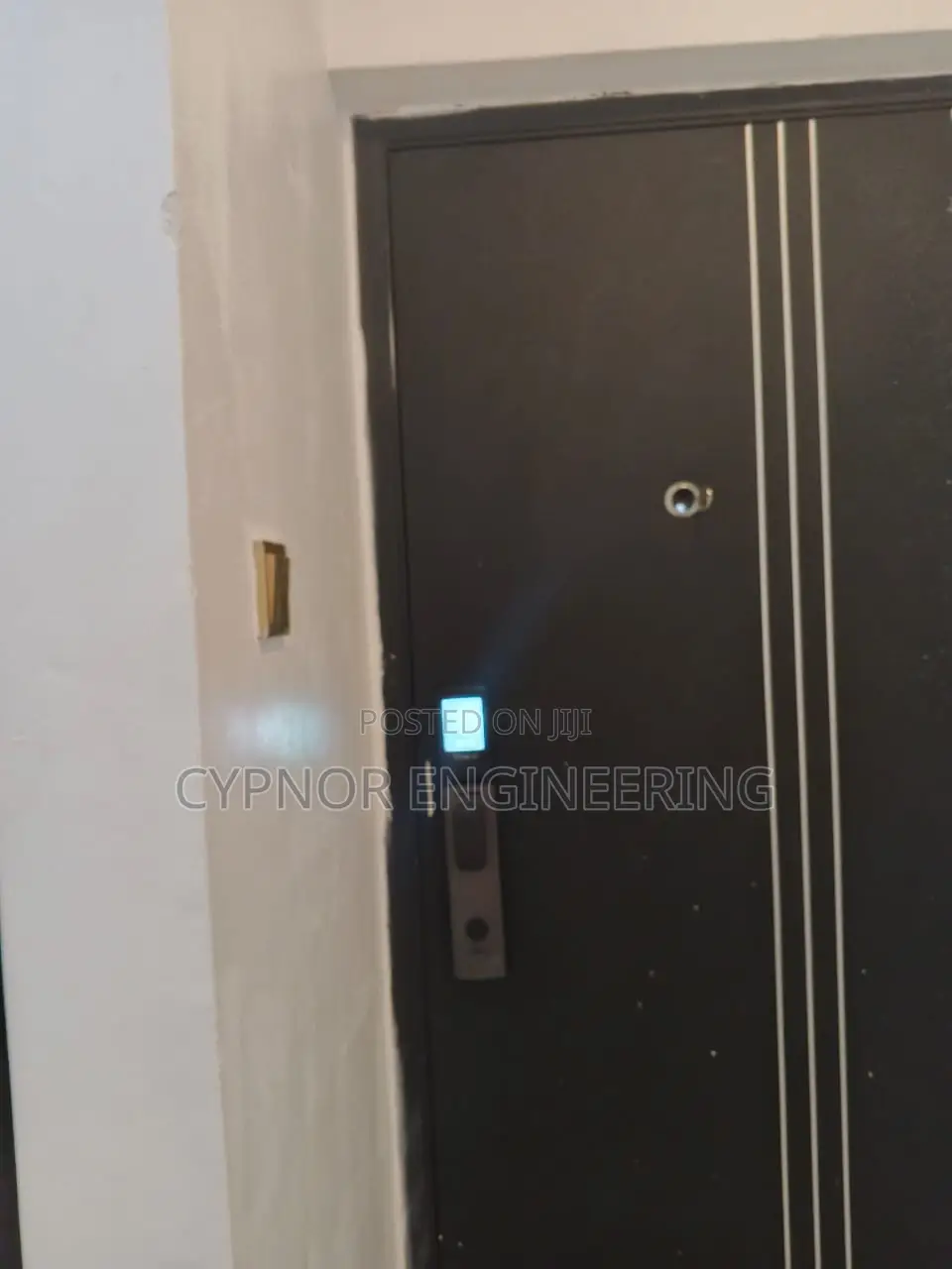 Wifi,Cards and Password Smart Locks for Stores