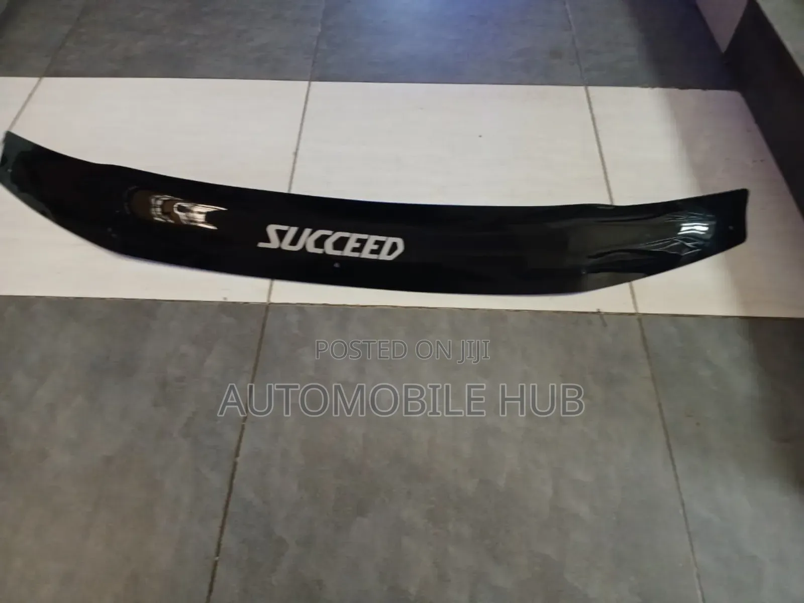 Toyota Succeed Bonnet Mate