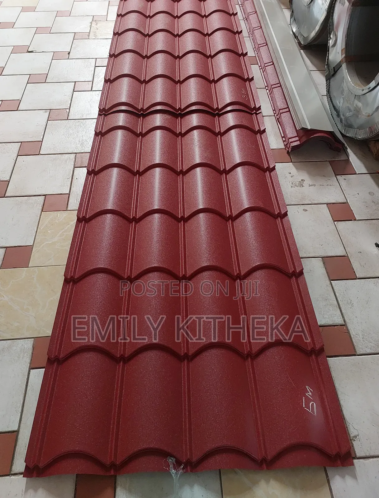 Romantile 28g Matte, Maroon