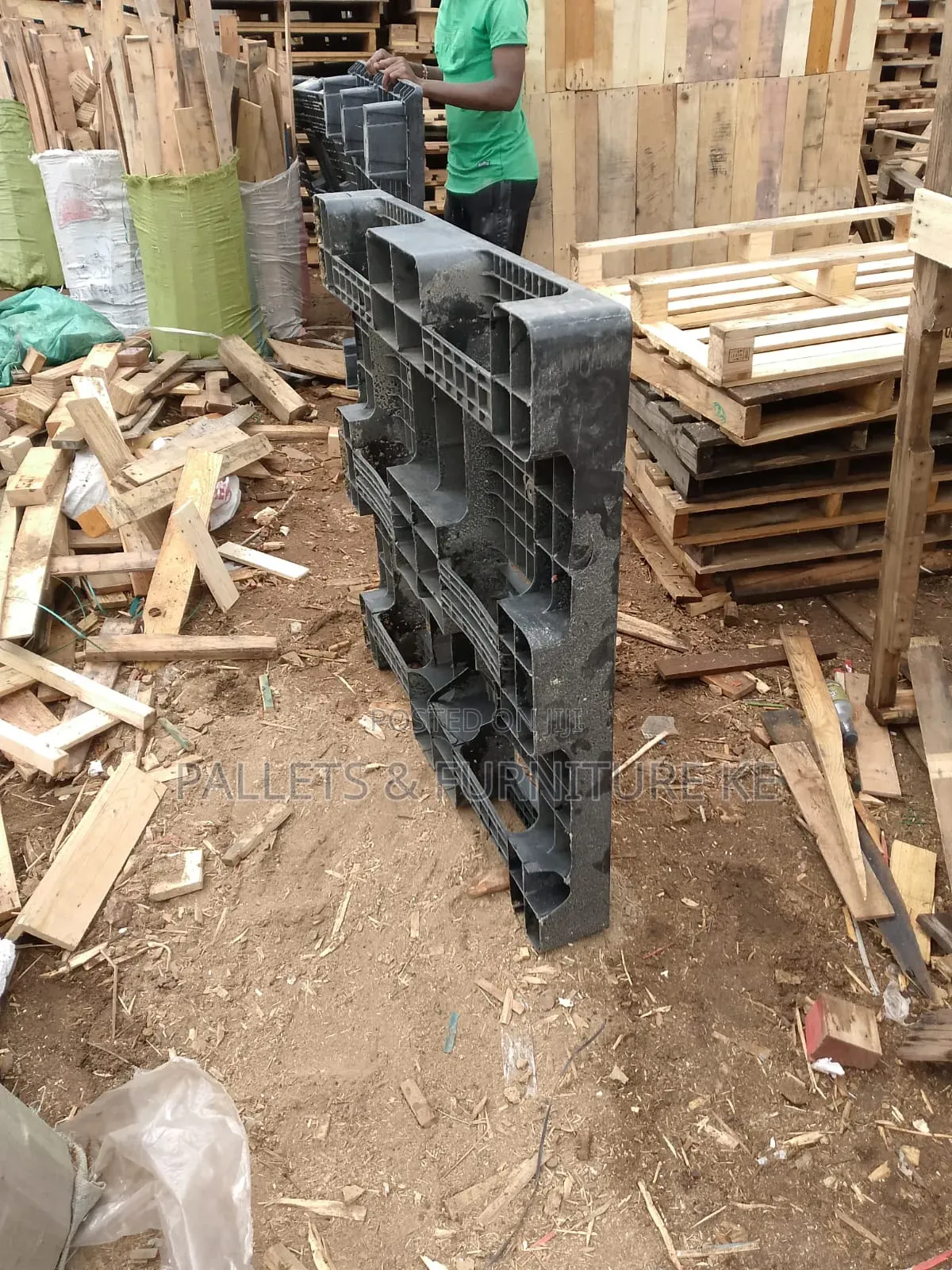 Heavy 22kg Plastic Pallet