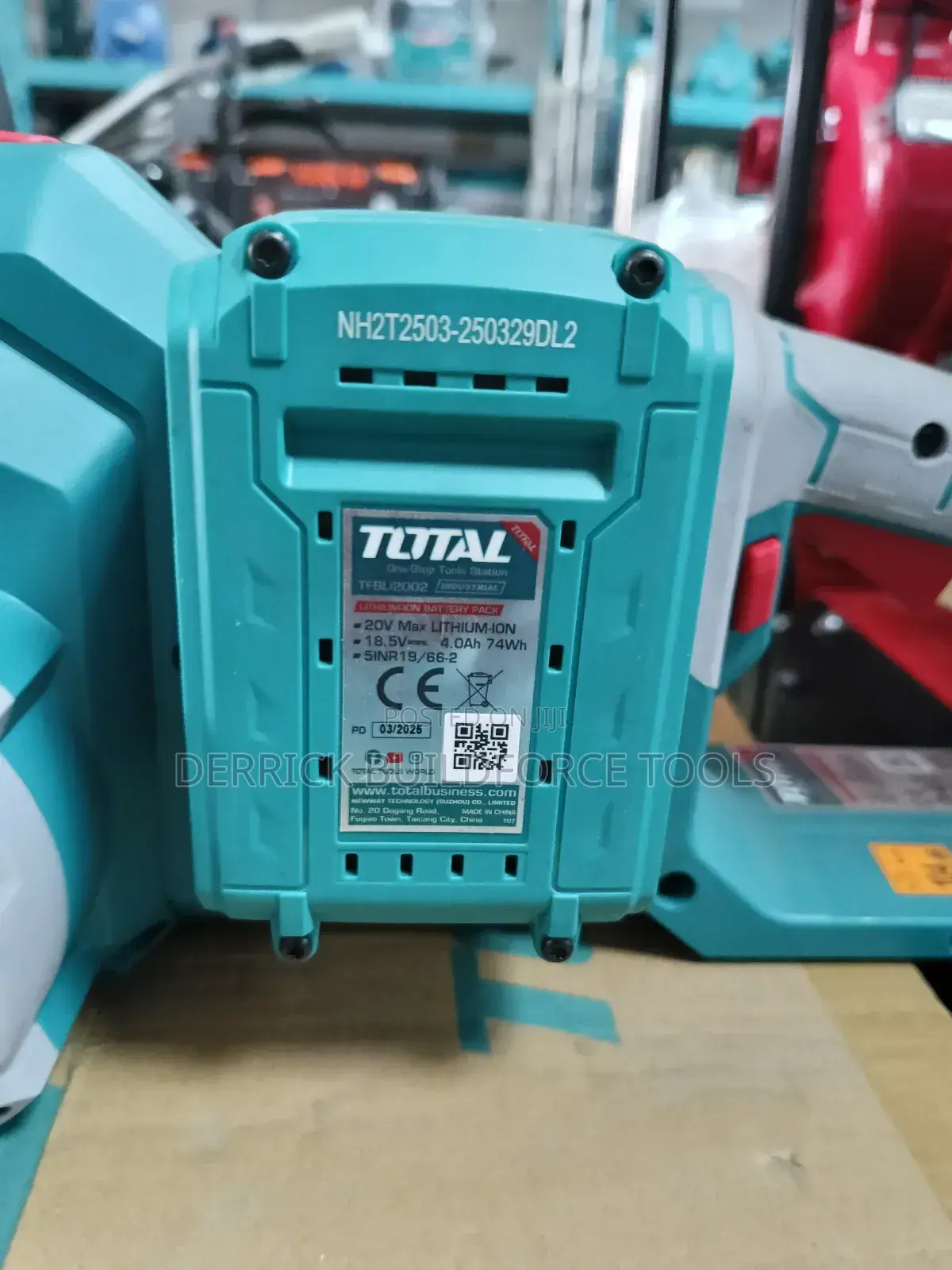 Total Cordless Chain Saw With Lithium Battery