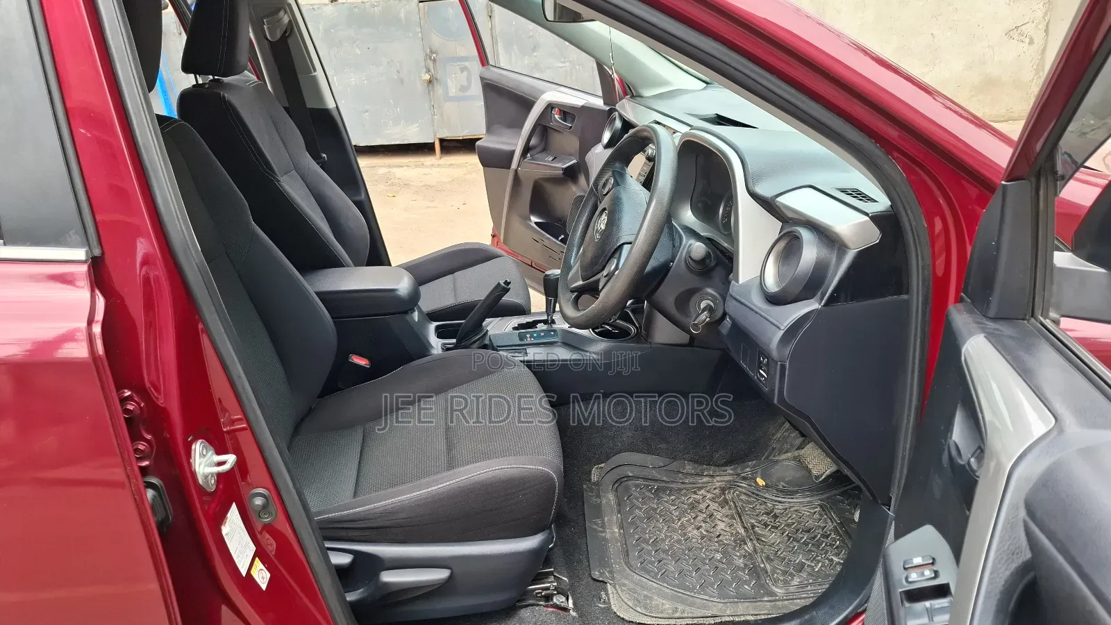 Toyota RAV4 2018 Red