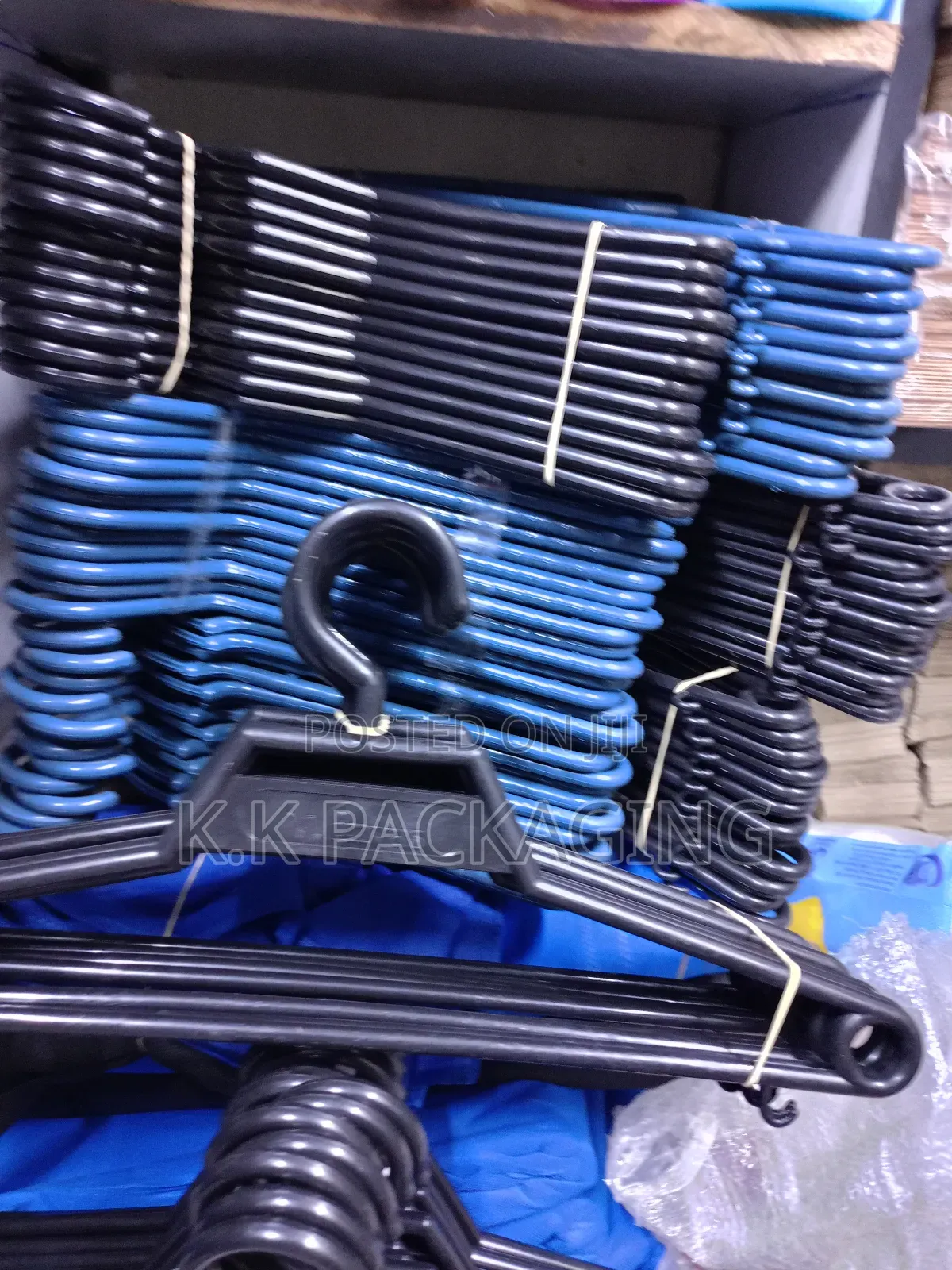 120 Durable Adult Hangers at 2000