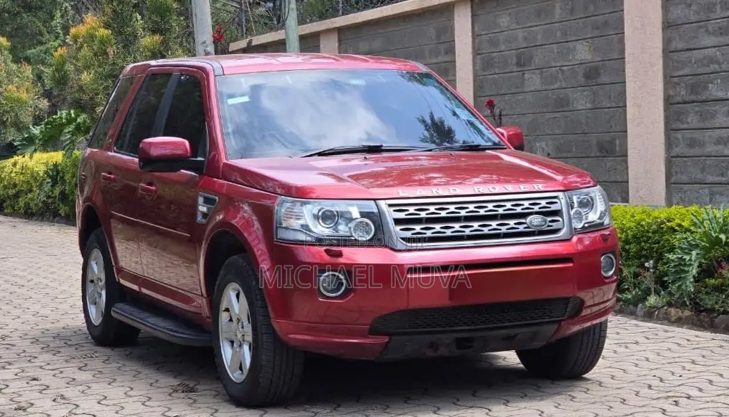 Land Rover Freelander SV Premium 2014 Red