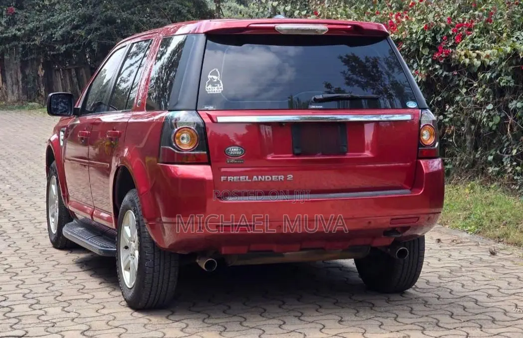 Land Rover Freelander SV Premium 2014 Red