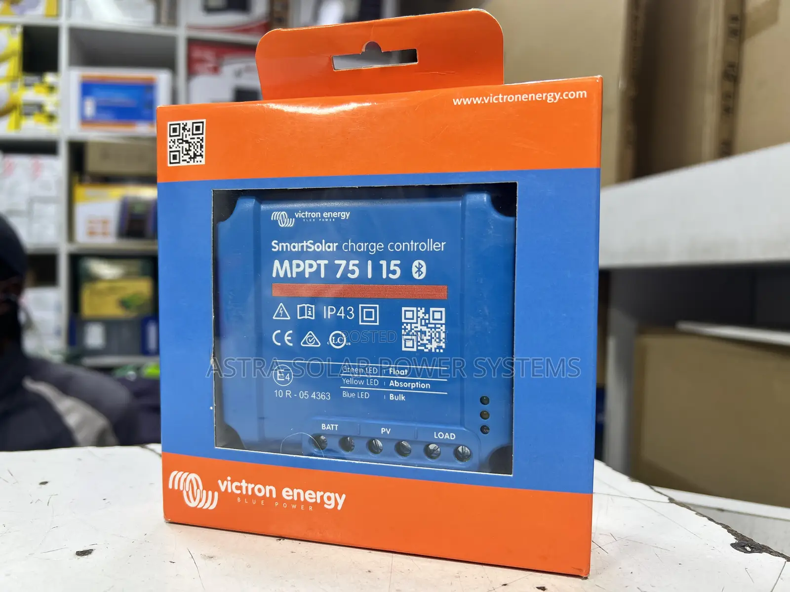 Victron Smartsolar Mppt 75/15 Charge Controller