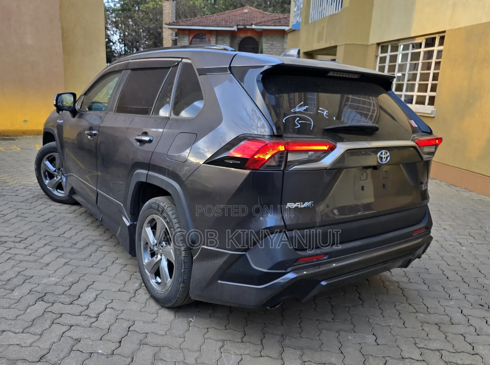 Toyota RAV4 Hybrid 2019 Gray