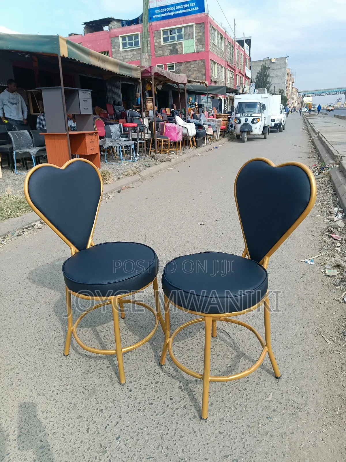 Black And Gold, Leather Love Manicure Seats