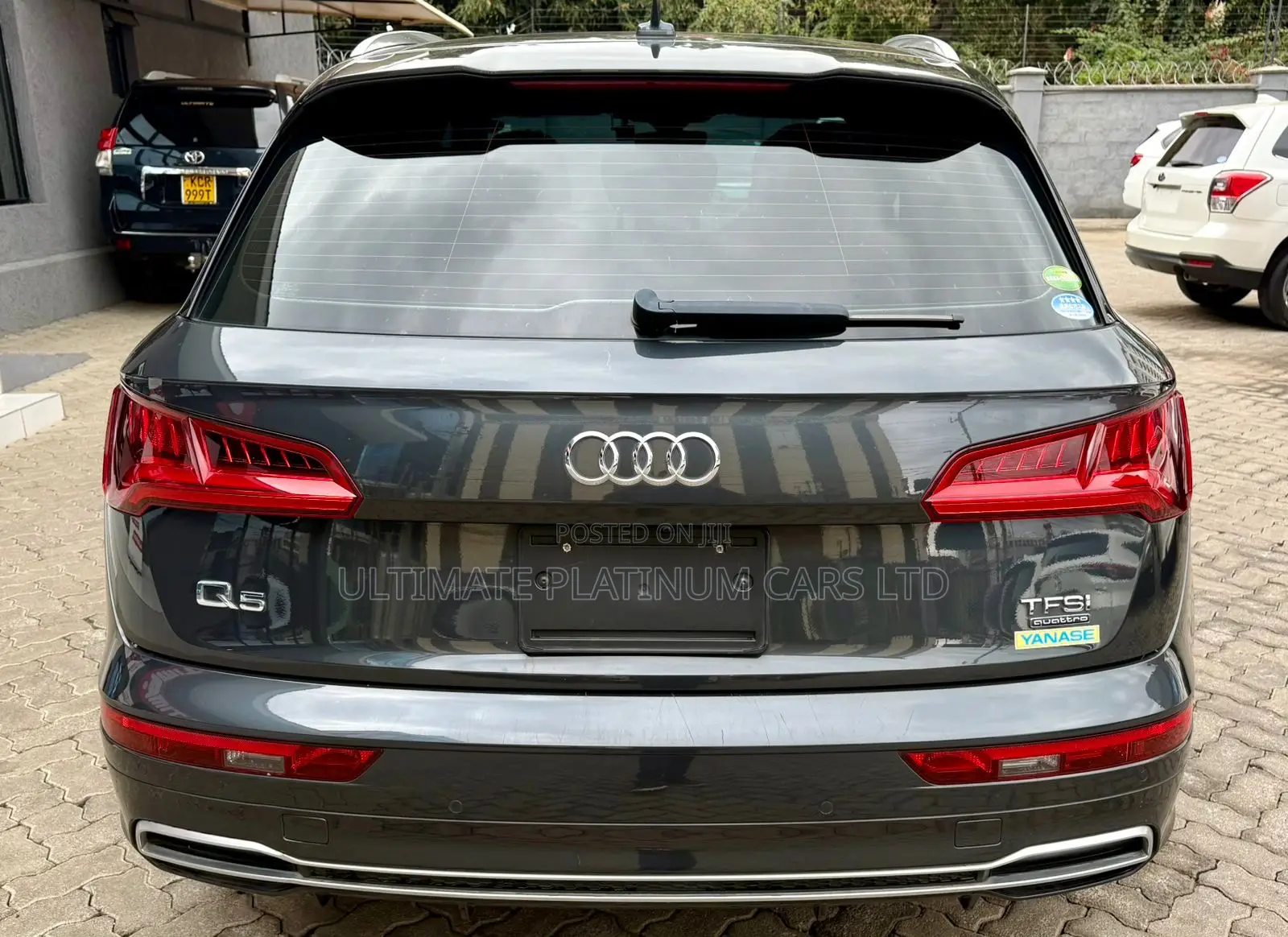 Audi Q5 2.0T Premium AWD quattro 2019 Gray