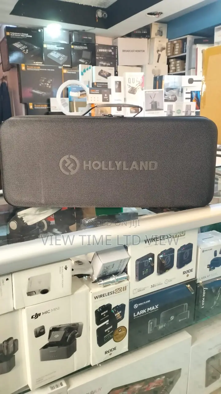 Hollyland Solidcom Se Global 5s – 5-Person Wireless Intercom Headset
