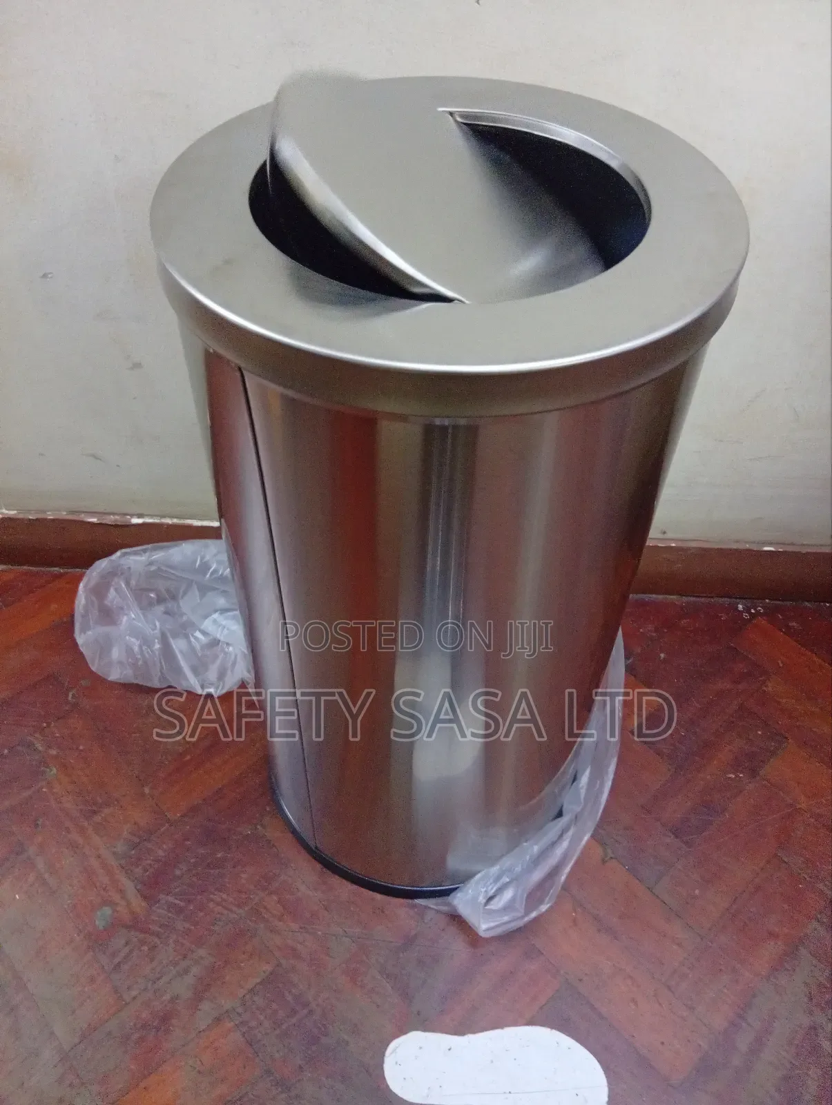 Swing Dustbin/Waste Bin