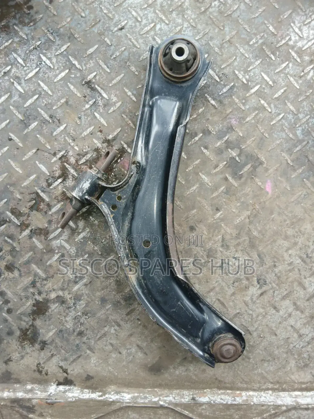 Control Arms Nissan Serena/Lafesta