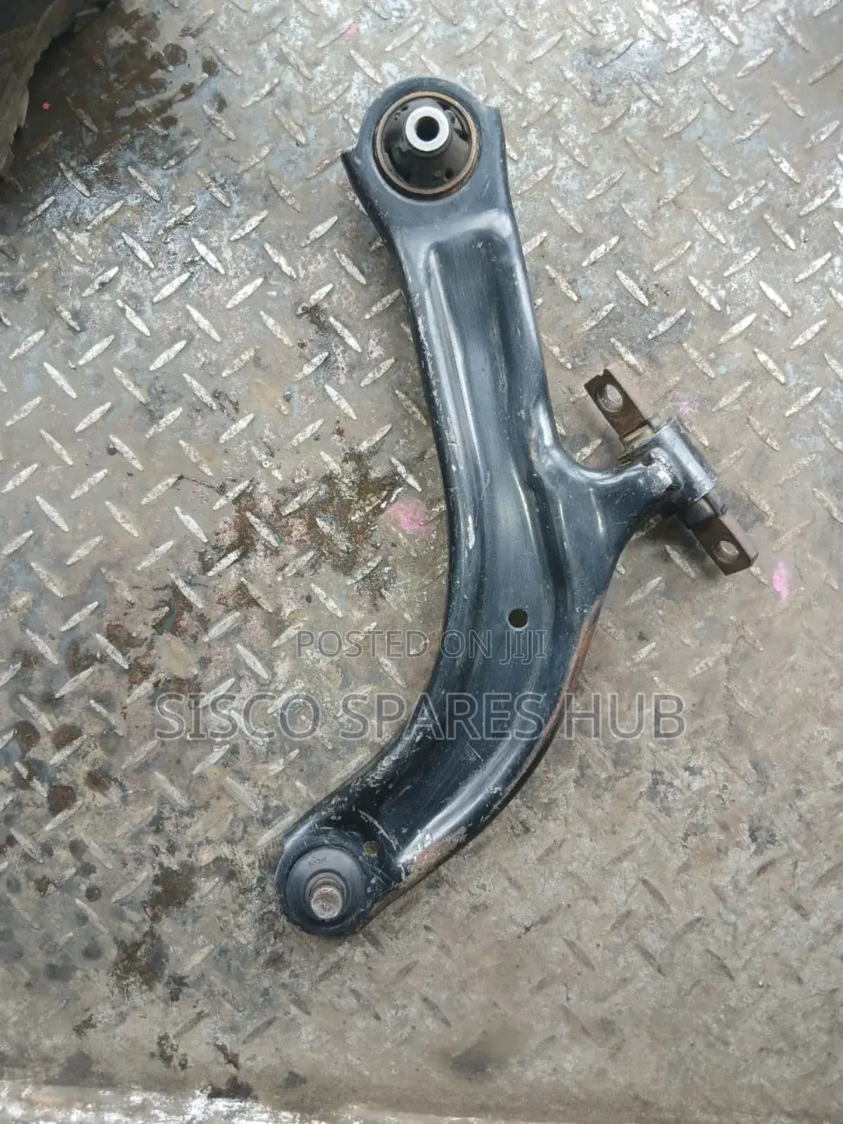 Control Arms Nissan Serena/Lafesta