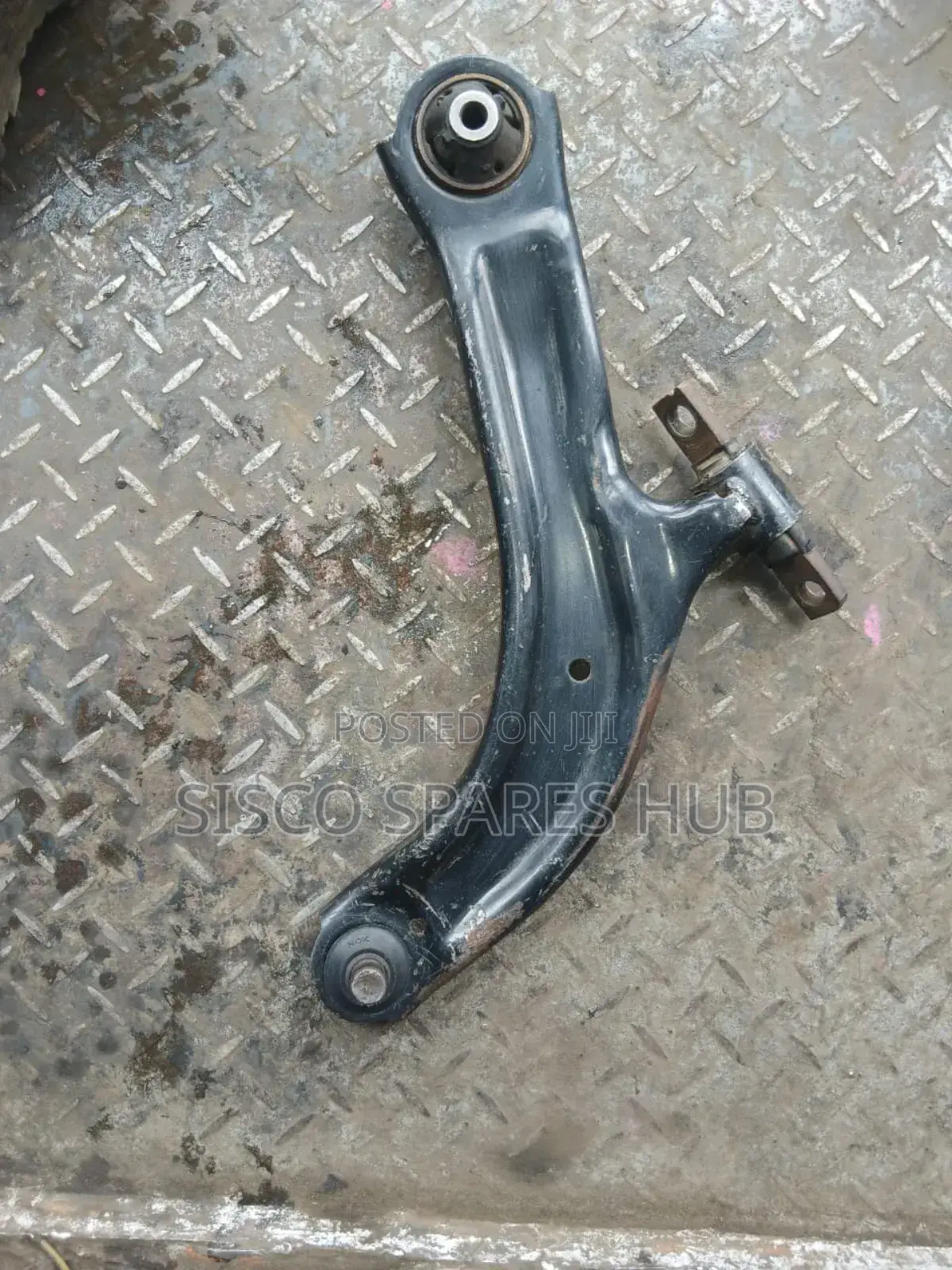 Control Arms Nissan Serena/Lafesta
