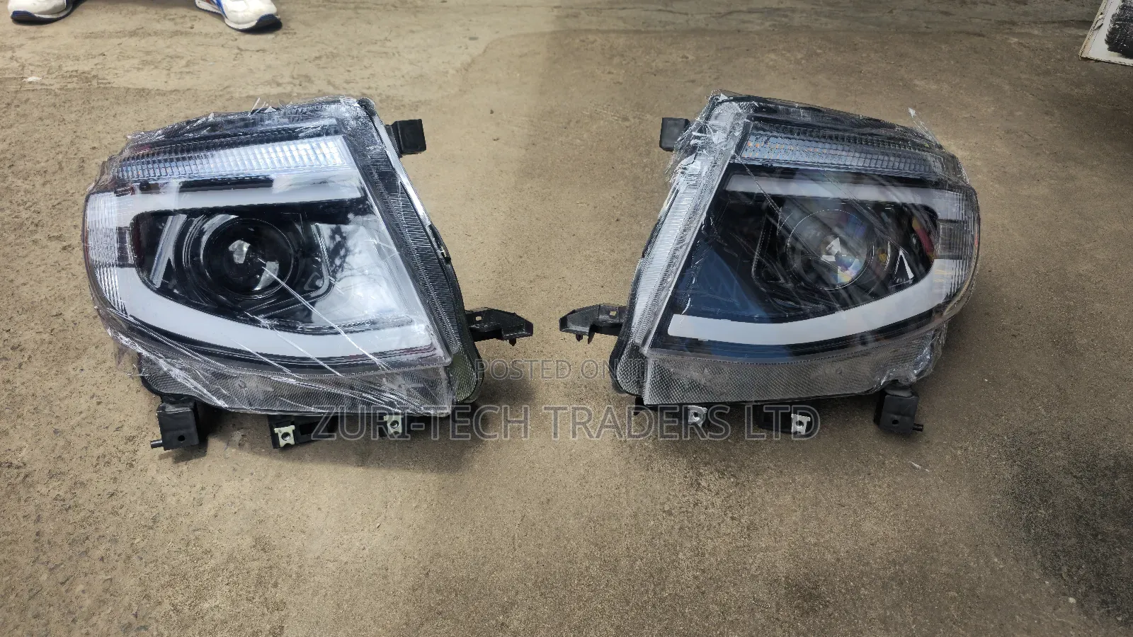 Ford Ranger After Market Headlights