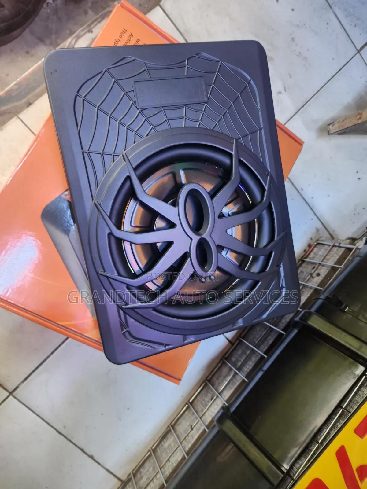 Active Underseat Speaker