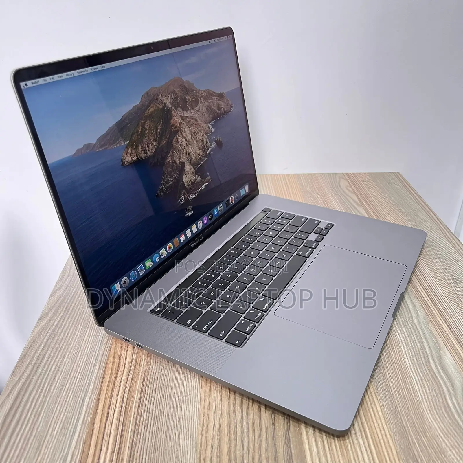 Laptop Apple MacBook Pro 2019 32GB Intel Core I9 SSD 1T