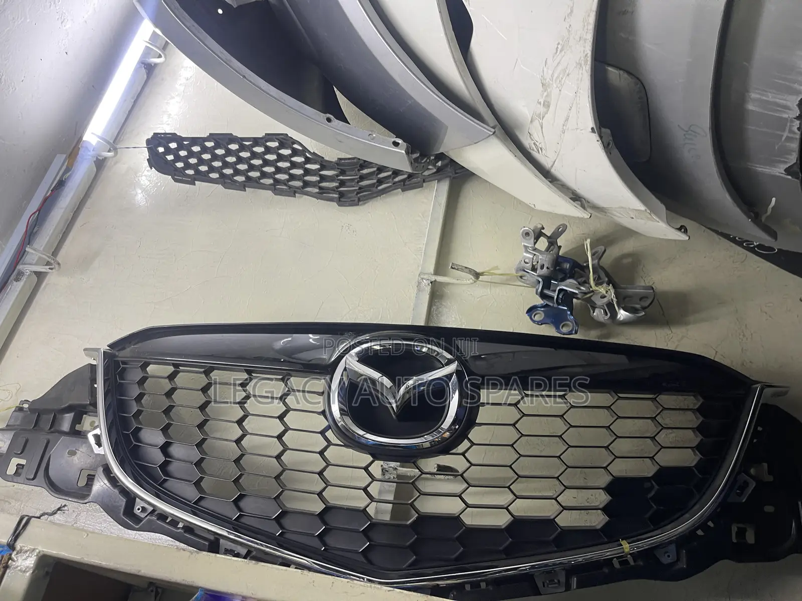 Ex-Japan Mazda Cx-5 Front Grill