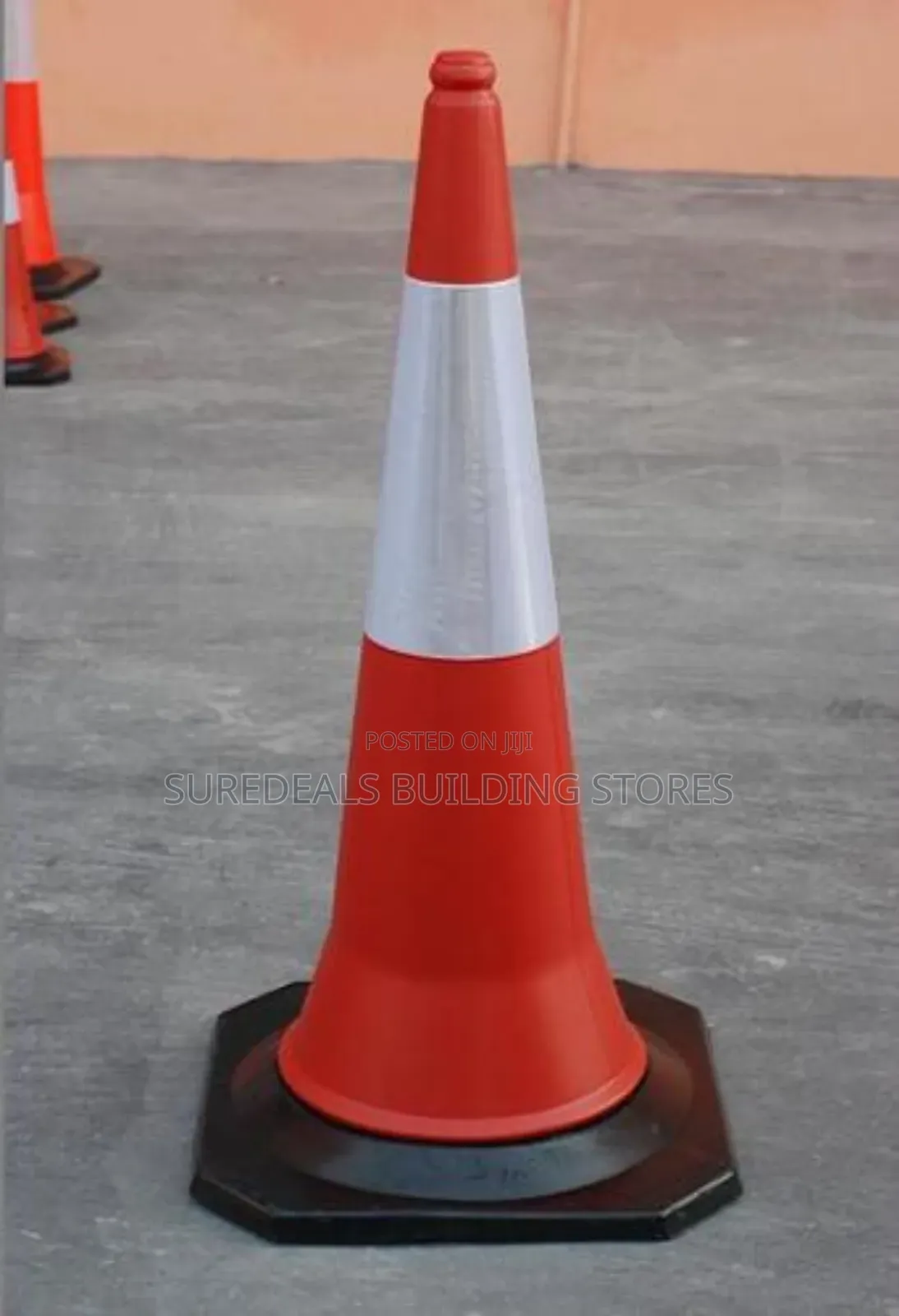 75cm Safety Traffic Cones.