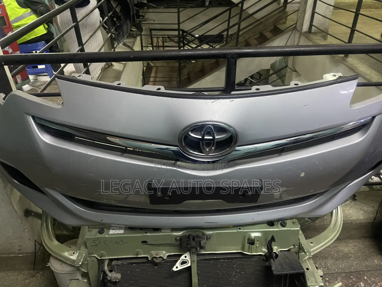 Ex-Japan Toyota Ractis 2012 Bumper