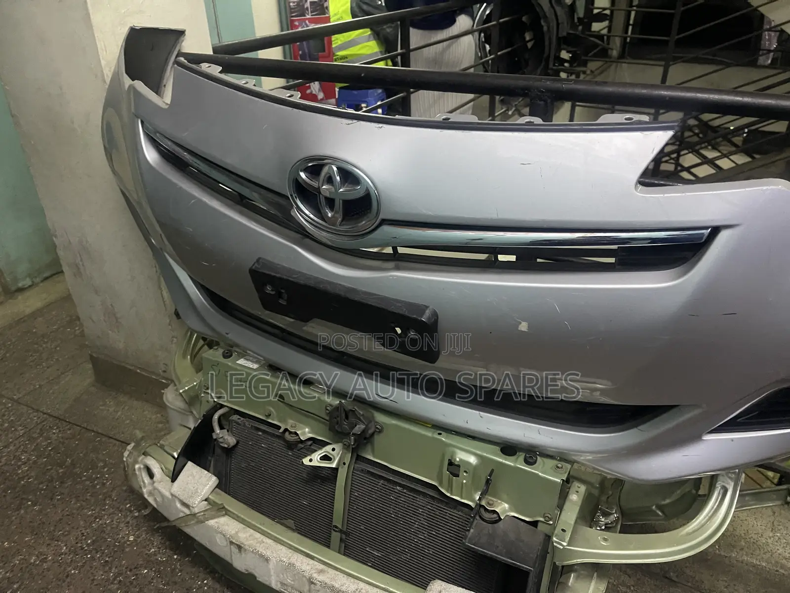 Ex-Japan Toyota Ractis 2012 Bumper
