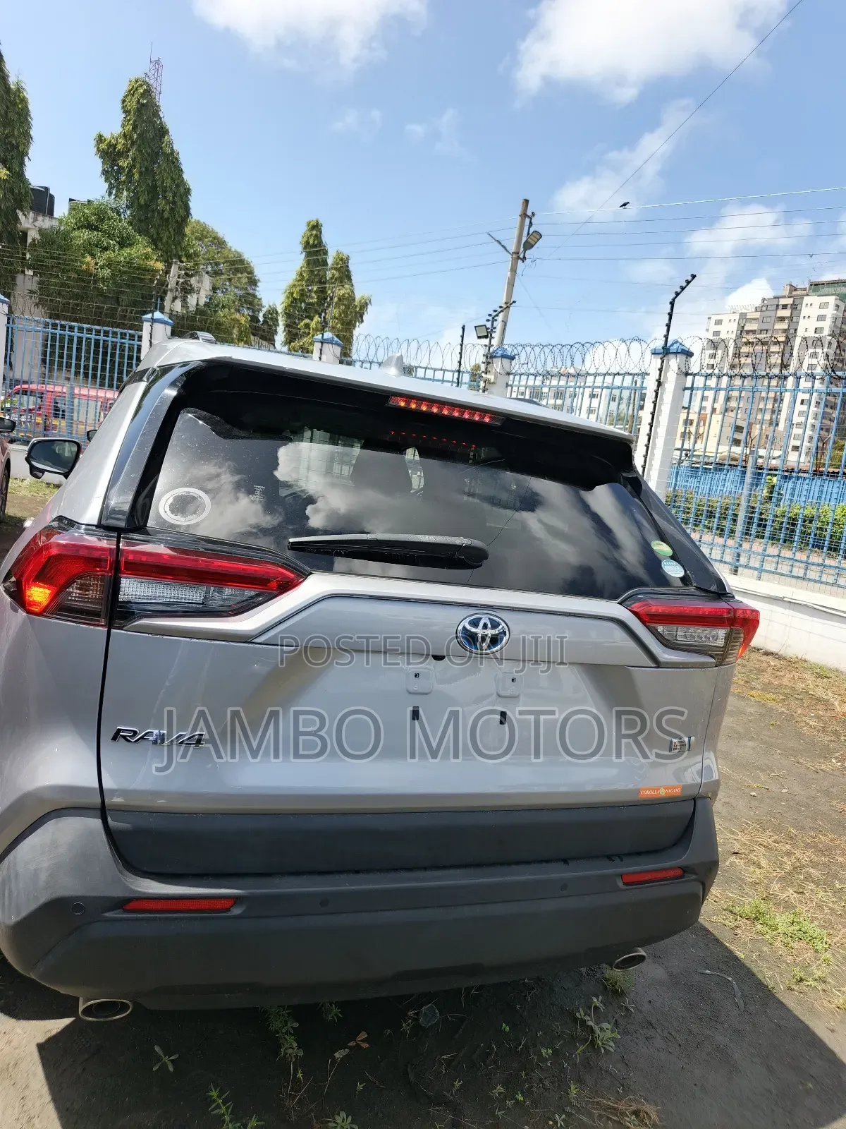 Toyota RAV4 Hybrid 2020 Silver
