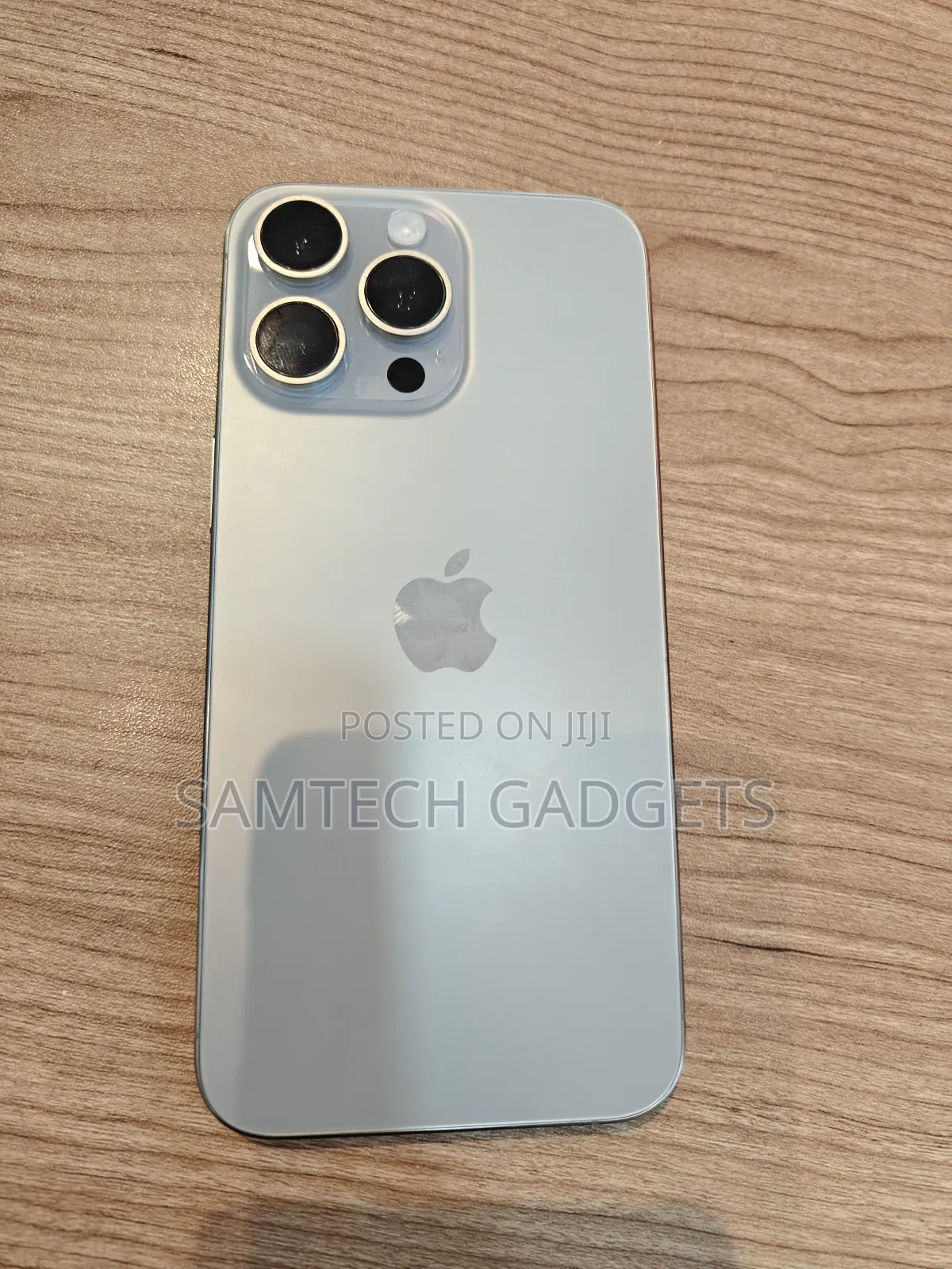 New Apple iPhone 15 Pro Max 256 GB Silver