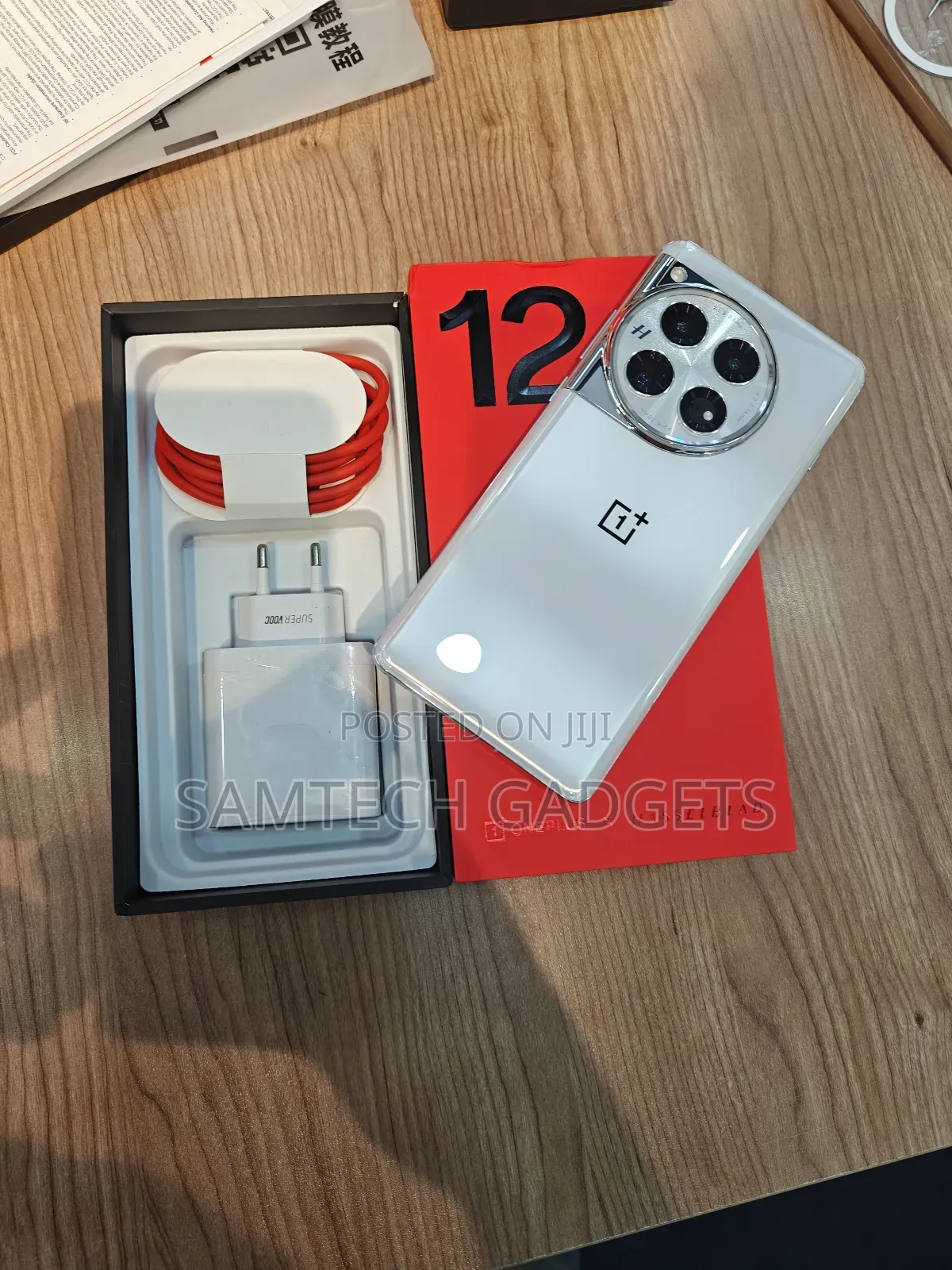 New OnePlus 12 1 TB Silver