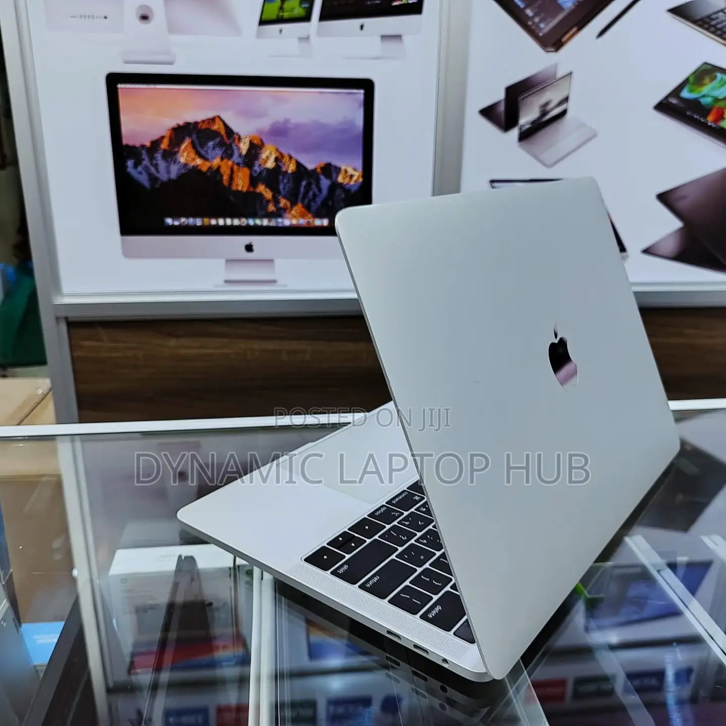 Laptop Apple MacBook Pro 2017 8GB Intel Core I5 SSD 256GB