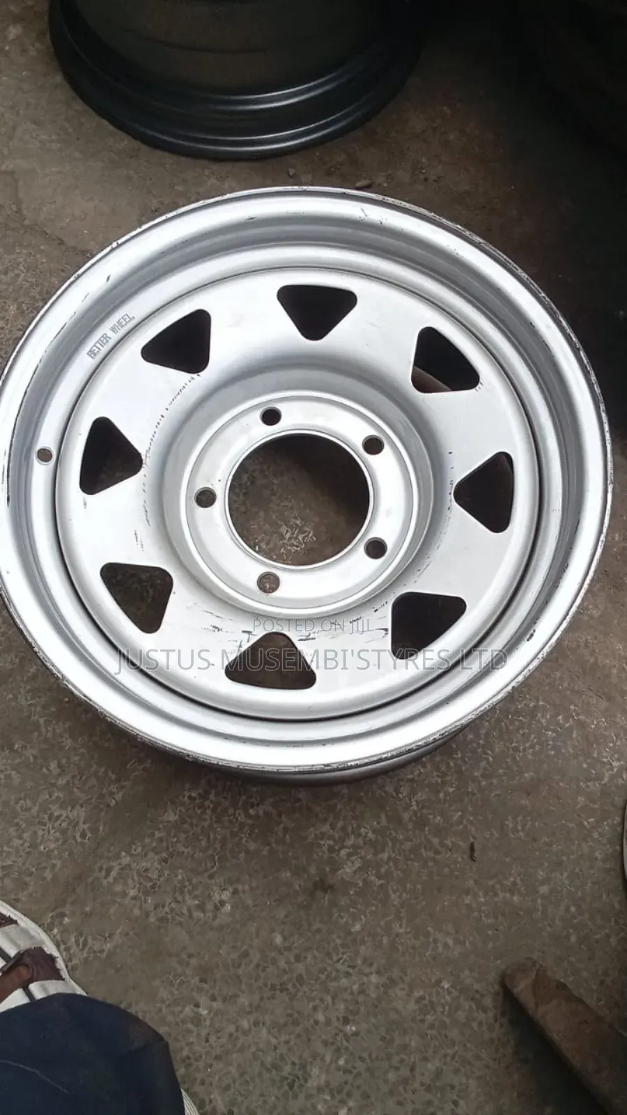 Silver Land Cruiser Rims Size 16