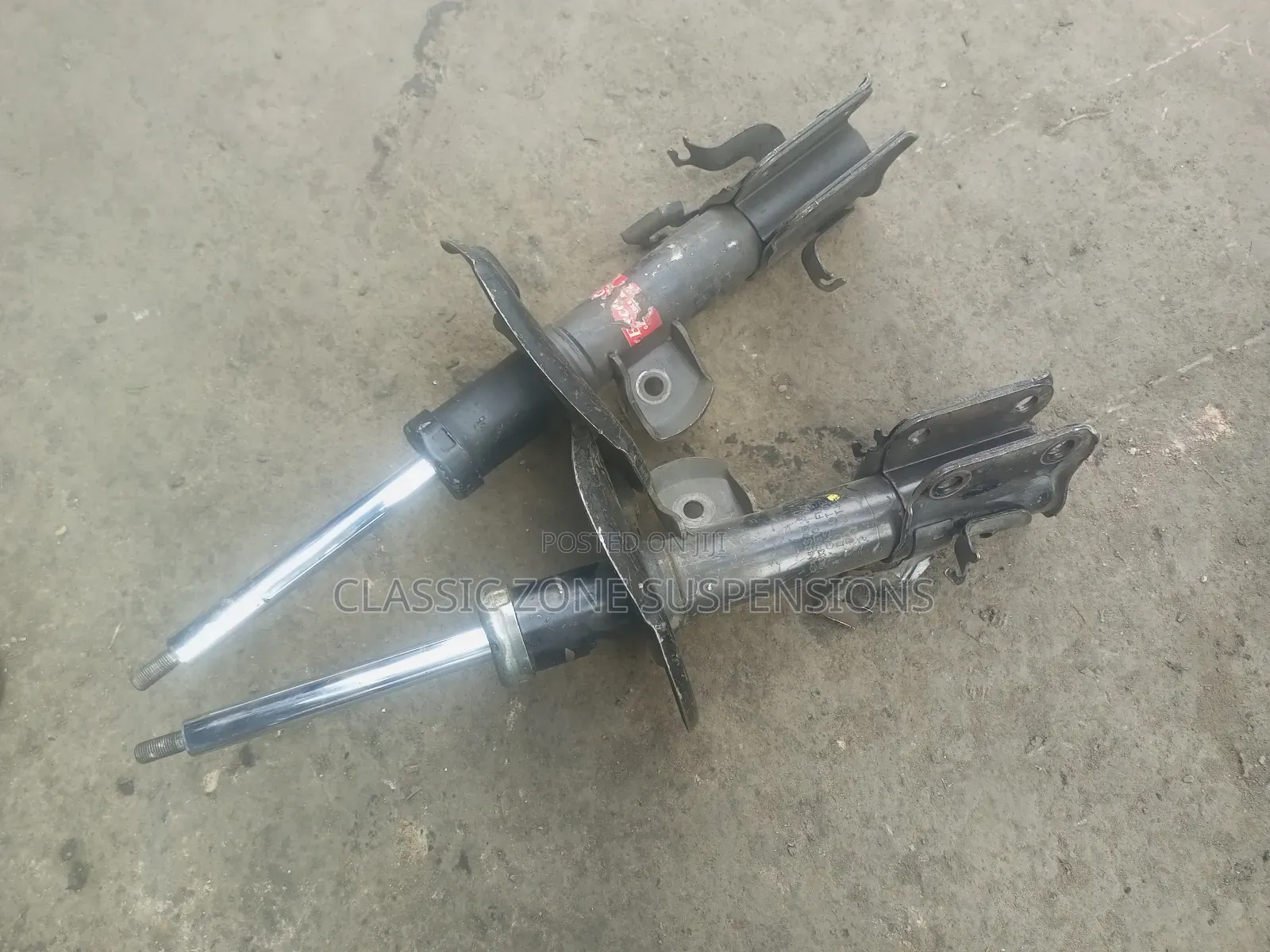 Nisan Bluebird Silphy Shocks