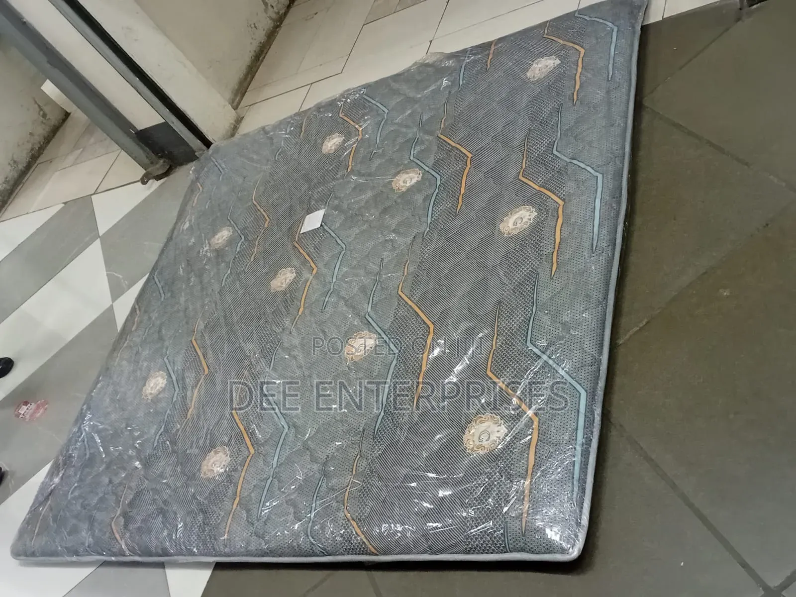 High Quality Mattress Toppers
6*6