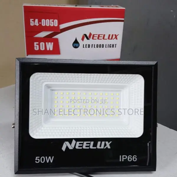 50 W Ac Outdoor Led Flood Light Heavy Rain Compatible