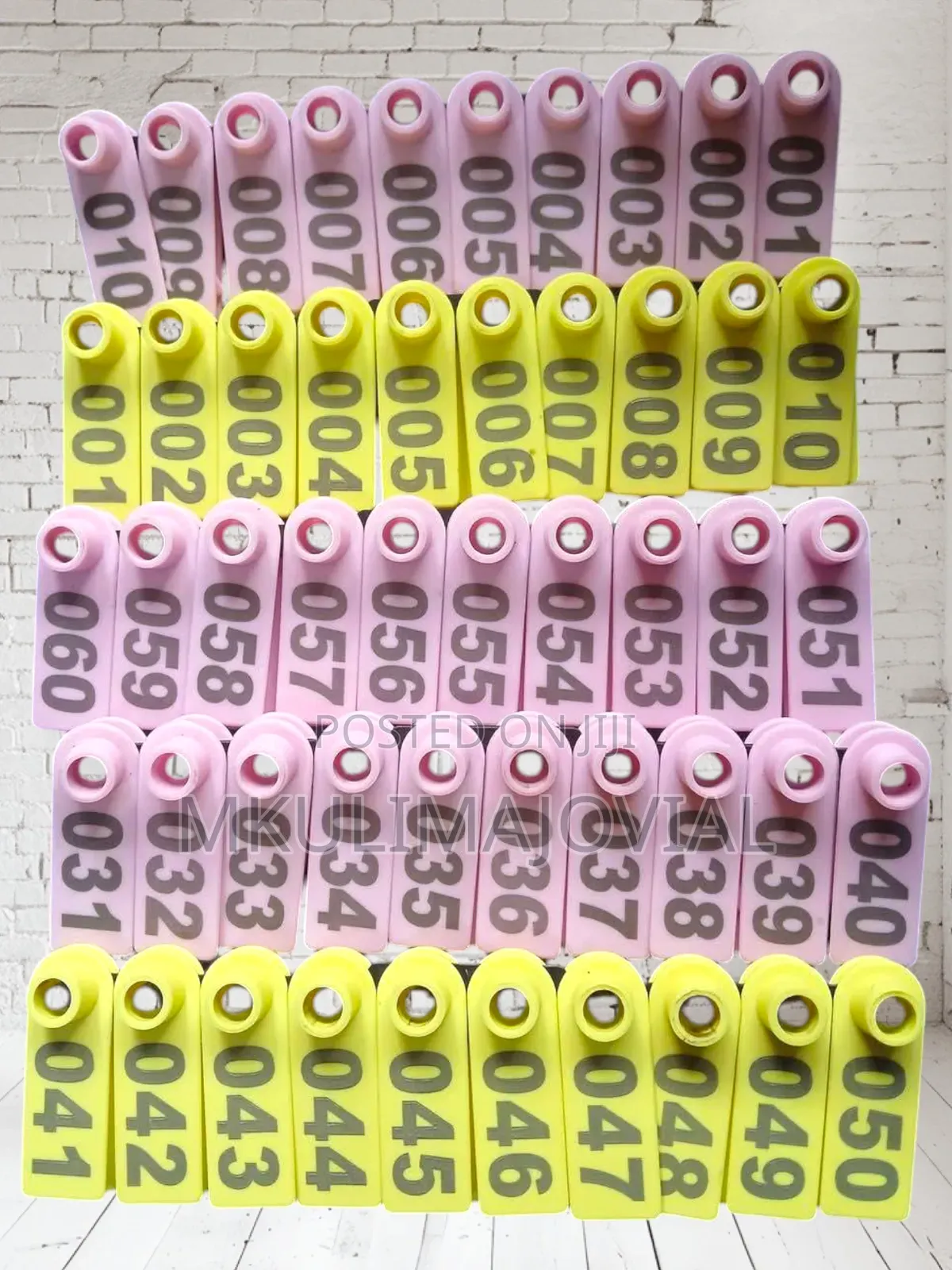 Easy Apply Slim Ear Tags For Sheep Goats Livestock Farmers