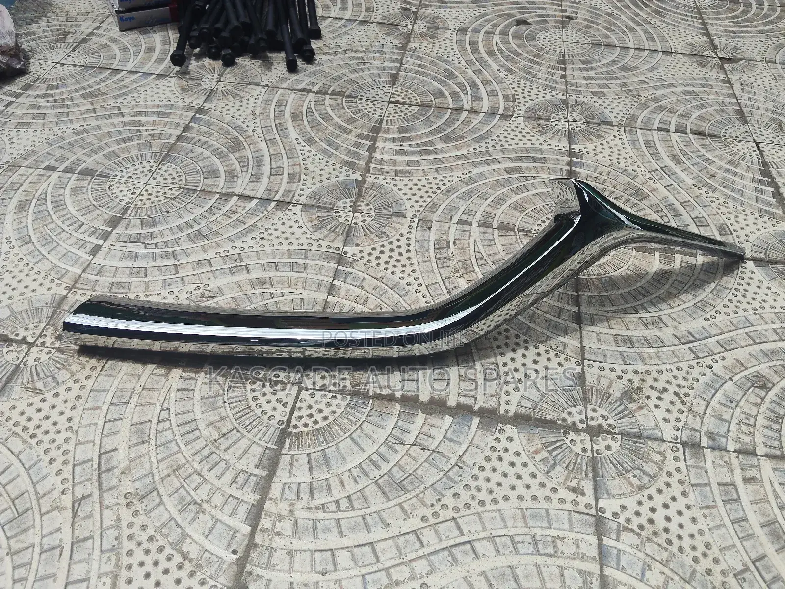 Grill Garnish/Grill Chrome Mazda Cx-8 2018 +