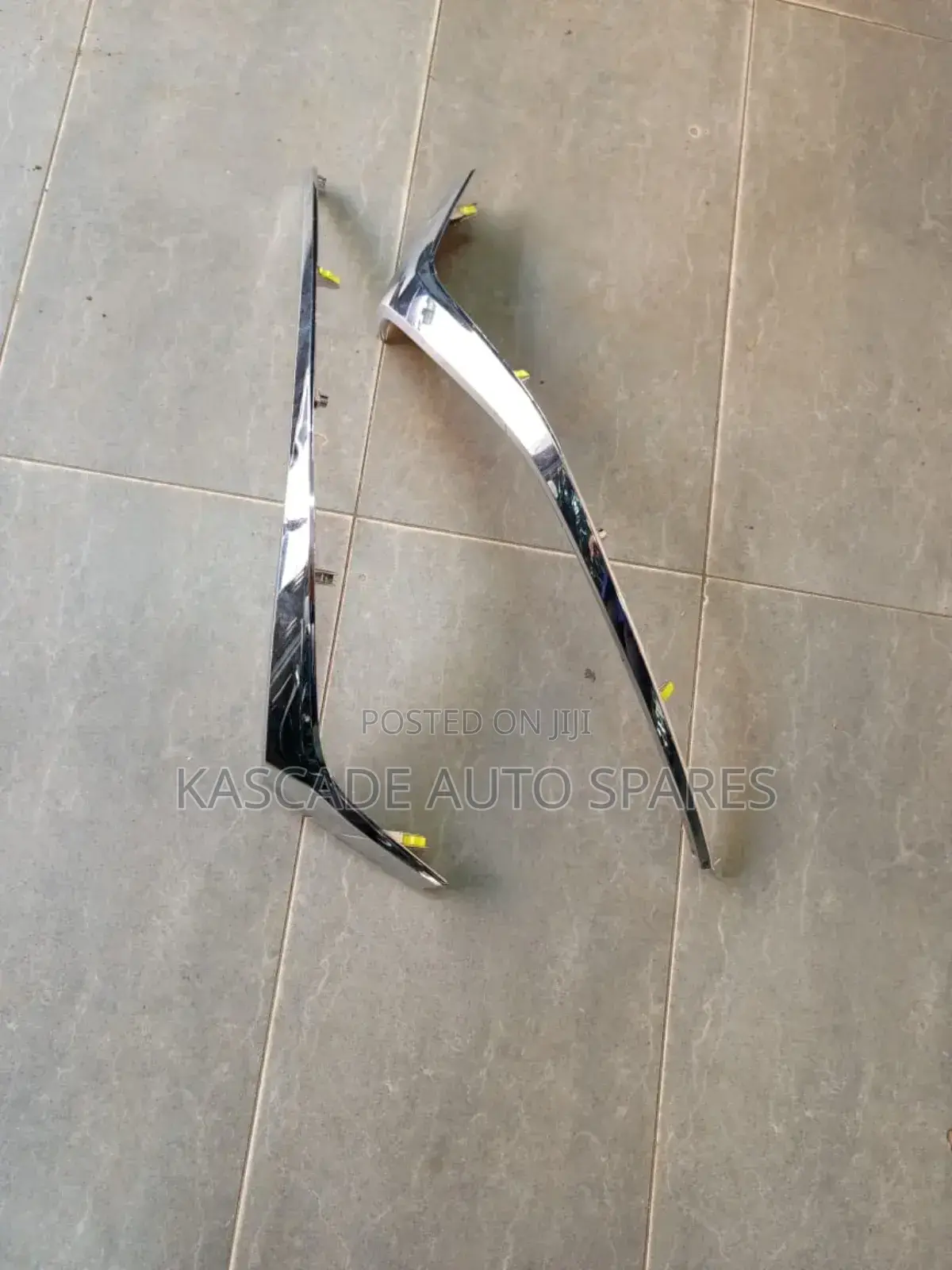 Grill Chrome Mazda Demio New Shape