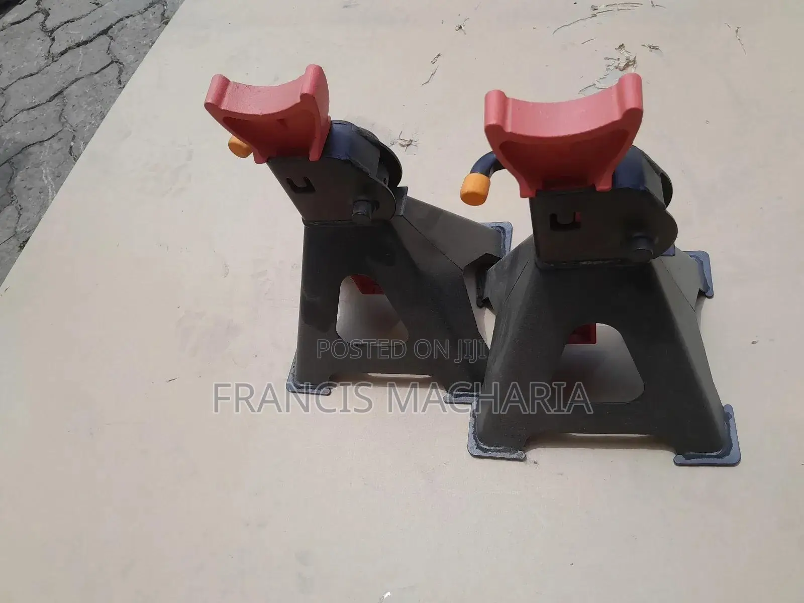 3tone Jack Stand