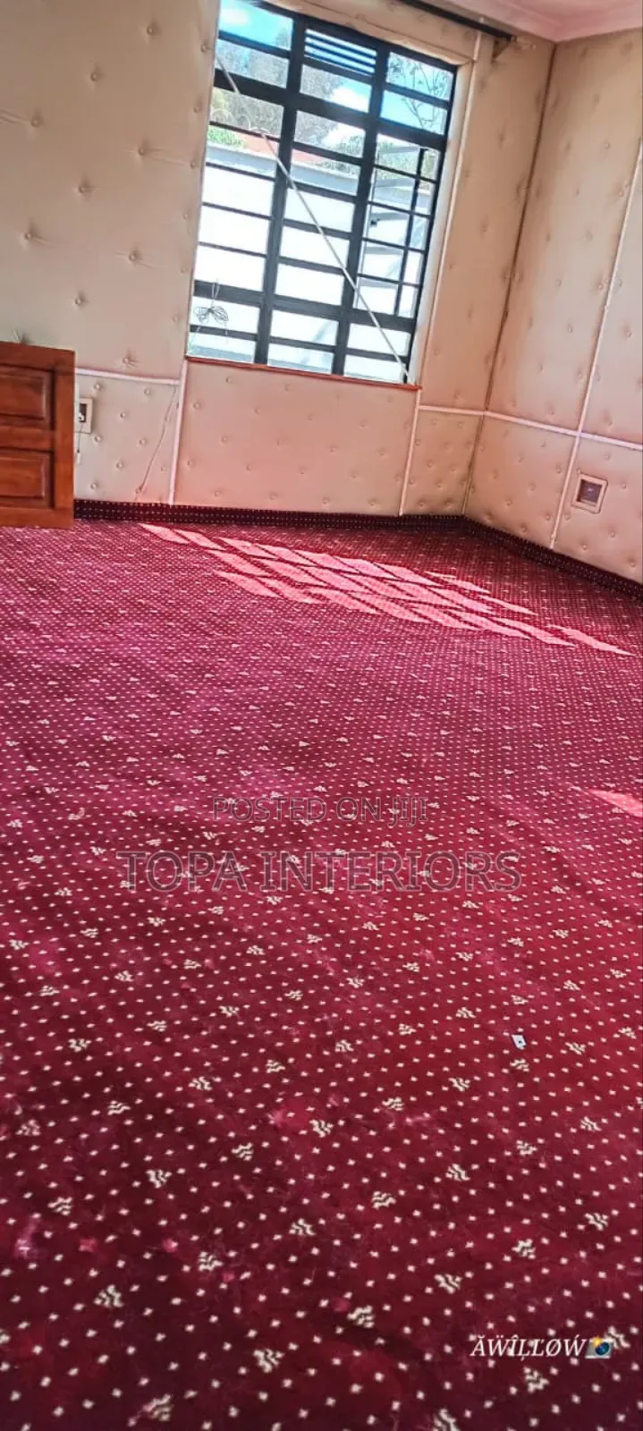 Presidential Quality Flowered Wall to Wall Office Carpets