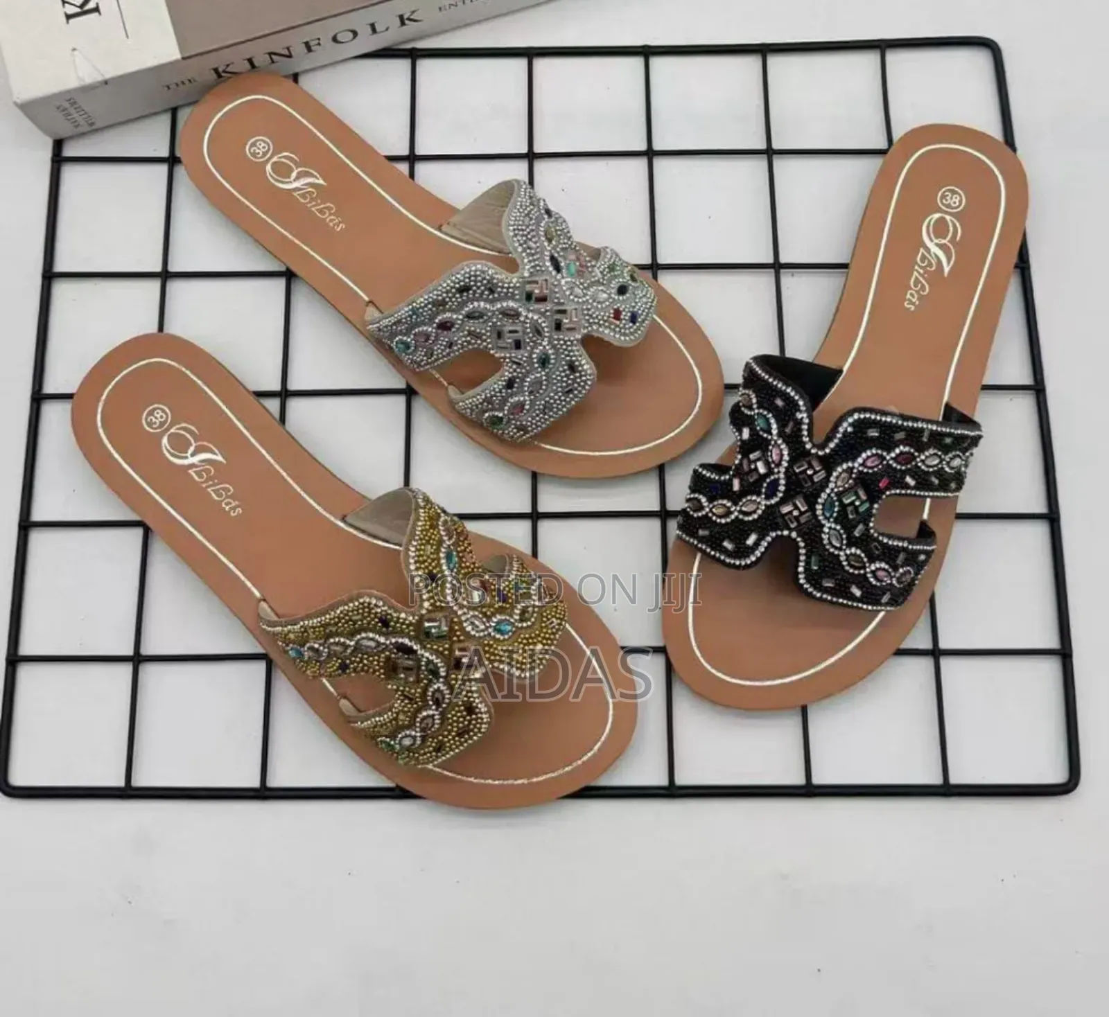 Women’S Luxury Beaded Flat Sandals – Stylish Slip-on Crystal Slippers